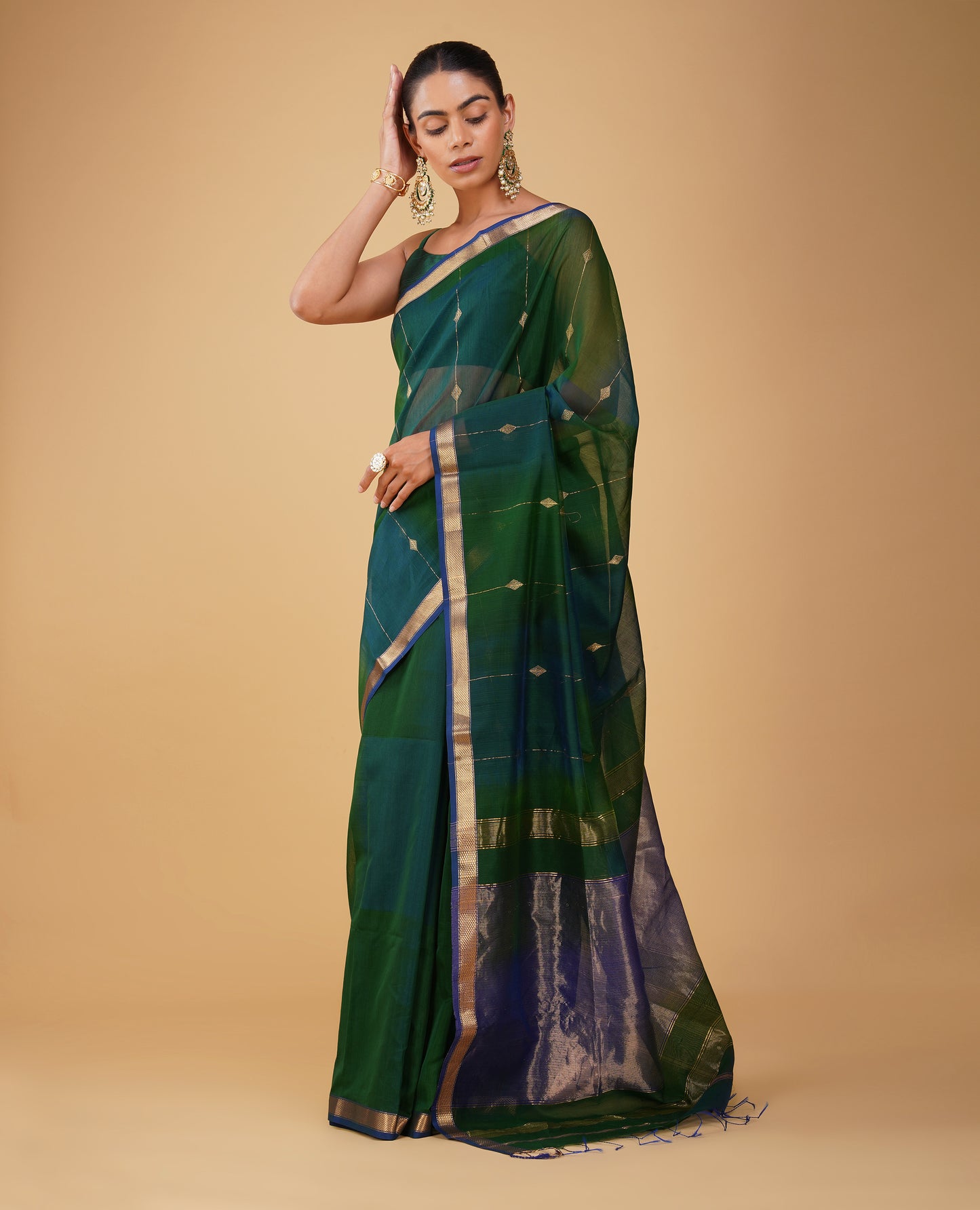 BOTTLE GREEN-BLUE SHADED MAHESHWARI SAREE WITH DIAMOND DRILL BORDER & ZARI STRIPES BLOUSE