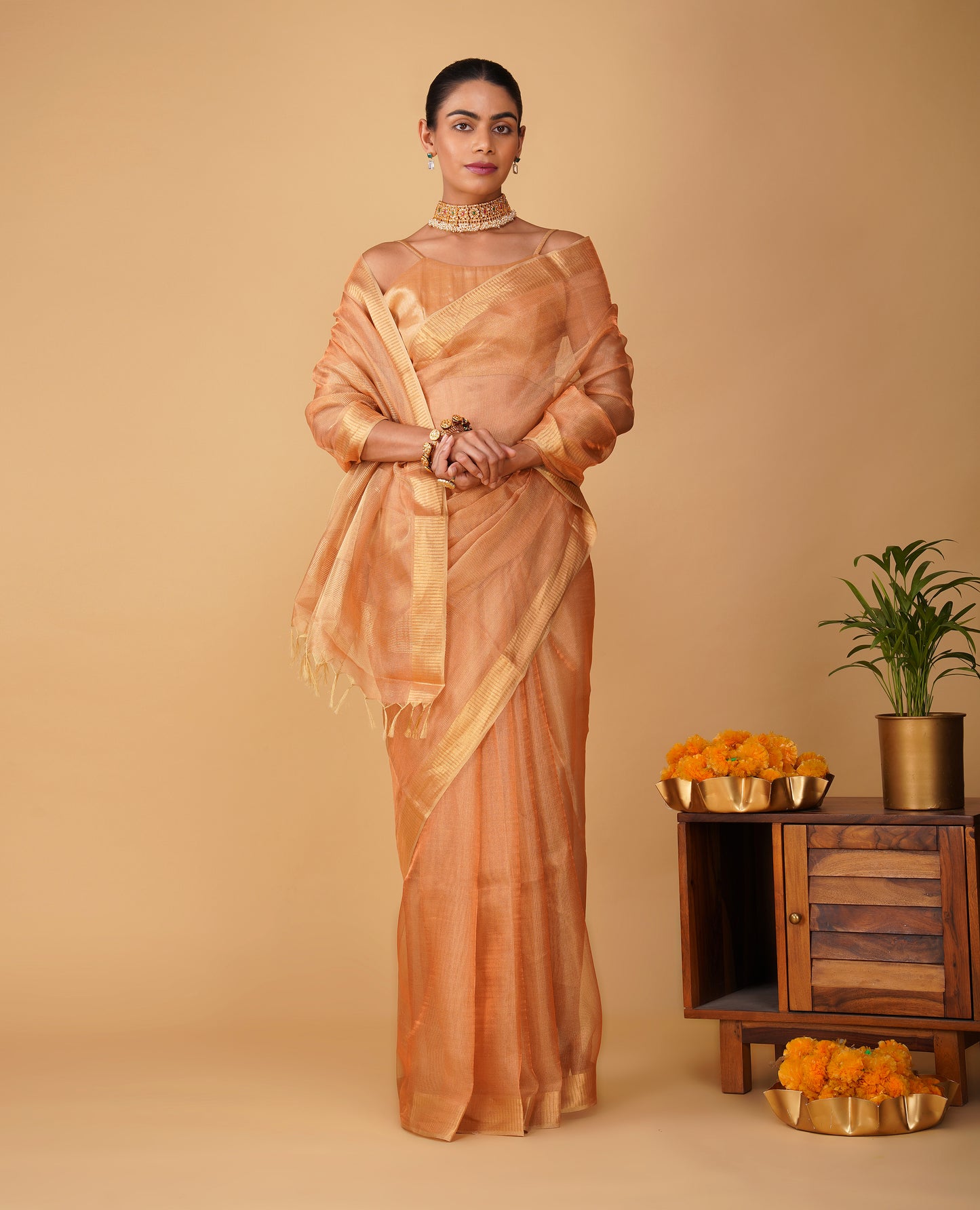 COPPER MOCK LENO WEAVE MAHESHWARI SAREE WITH PIANO PATTERN DRILL BORDER & MATCHING BLOUSE