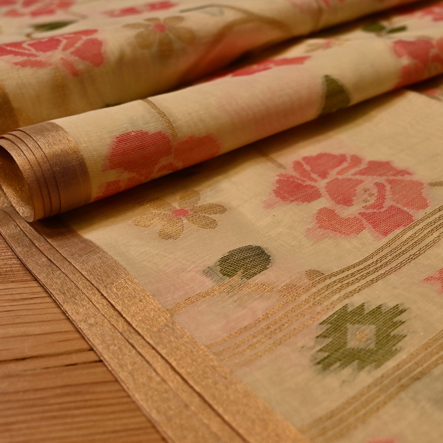 BEIGE JAMDANI DHAKAI COTTON SAREE WITH ZARI BORDER