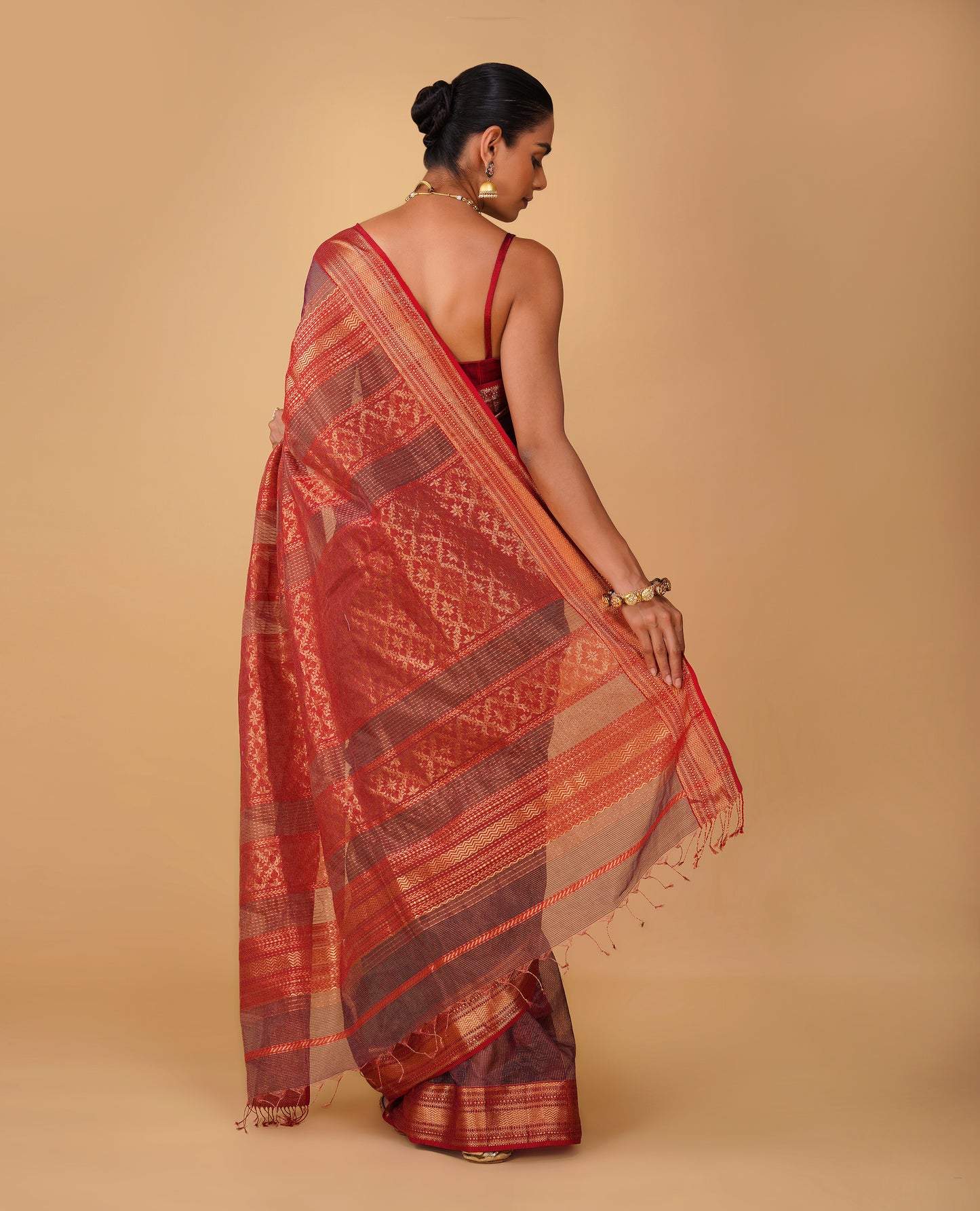 PURPLE TISSUE CHECKS MAHESHWARI SAREE WITH RED CONTRAST BORDER, PALLA & BLOUSE