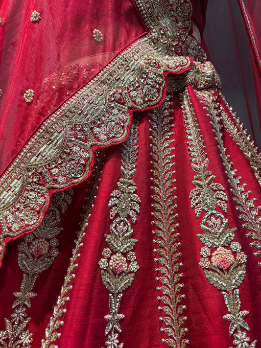 RED PURE SILK HAND EMBROIDERED BRIDAL WEDDING LEHENGA WITH DOUBLE DUPATTA ( DELIVERY IN 45 DAYS )