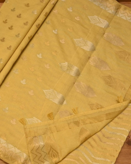 PALE YELLOW MUNGA CHANDERI SAREE WITH TEMPLE BORDER AND SILVER-GOLDEN BOOTIES