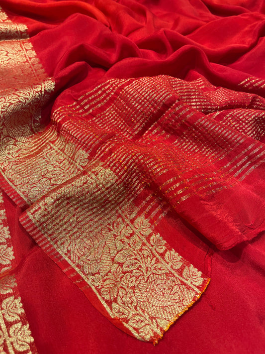 RED PLAIN CHINON SAREE WITH GOLDEN ZARI WOVEN BORDER AND CREPE BLOUSE (DELIVERY IN 20 DAYS)