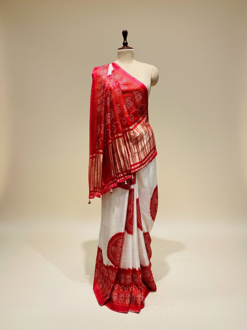 WHITE AND RED SATIN SILK BANDHANI SAREE WITH GAJI SILK PALLA
