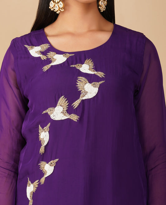 (DELIVERY TIME 20 DAYS) PURPLE ORGANZA READYMADE SUIT WITH AARI, CUTDANA AND PEARL EMBROIDERED BIRD MOTIFS PAIRED WITH DUPATTA & PANTS