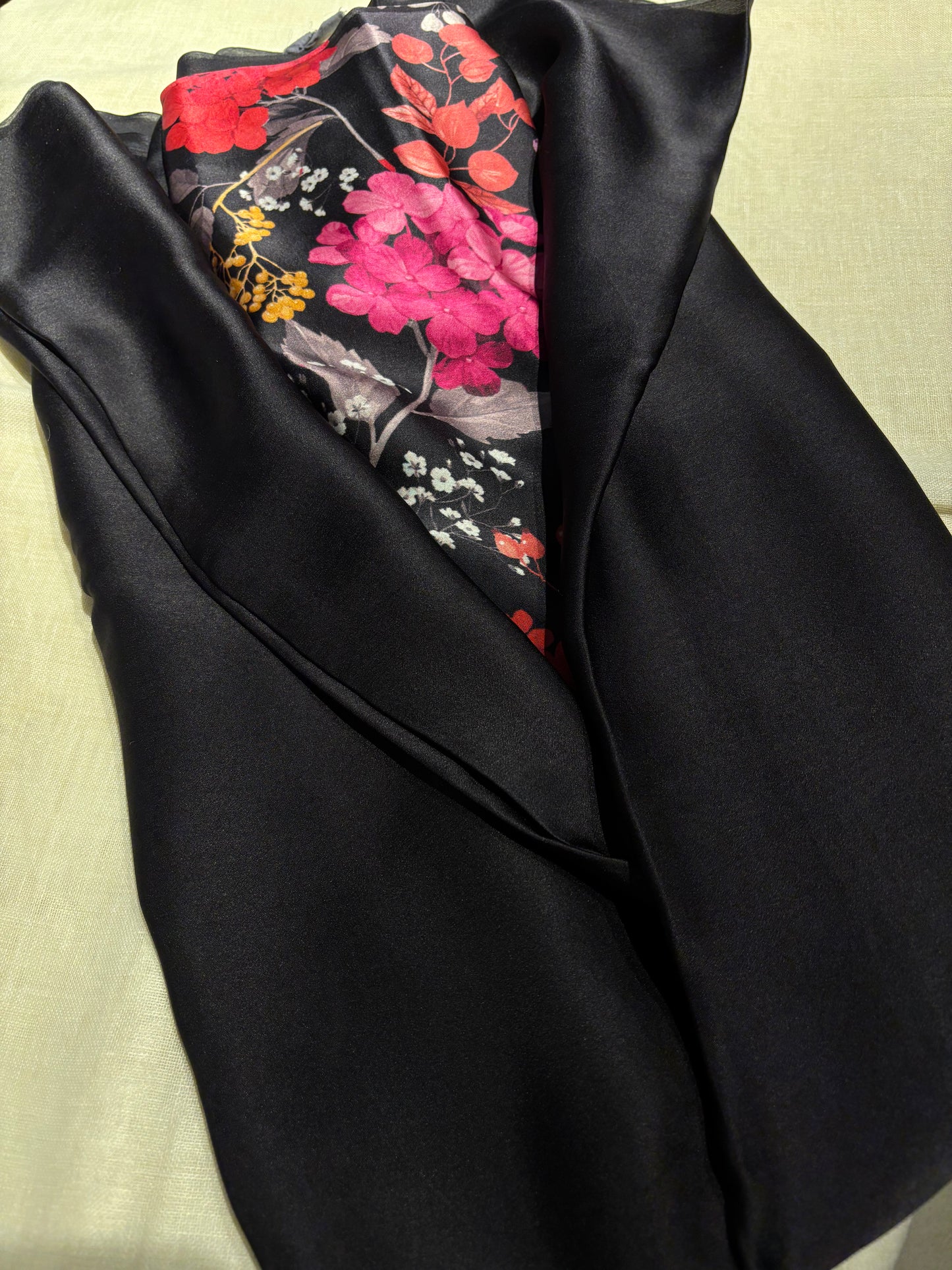 CHARCOAL BLACK PURE SATIN SILK PLAIN SAREE WITH PRINTED SATIN BLOUSE (DELIVERY IN 20 DAYS)