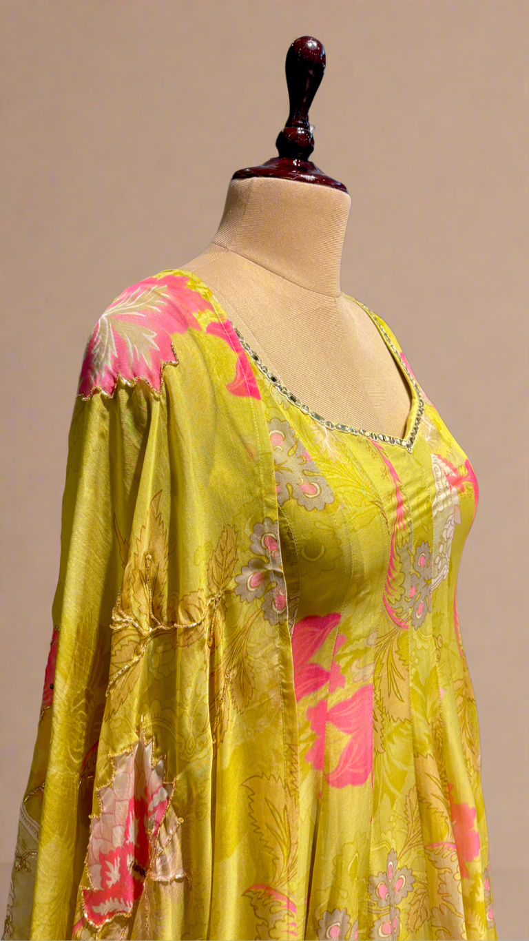 PISTA GREEN FLORAL ORGANZA SUIT