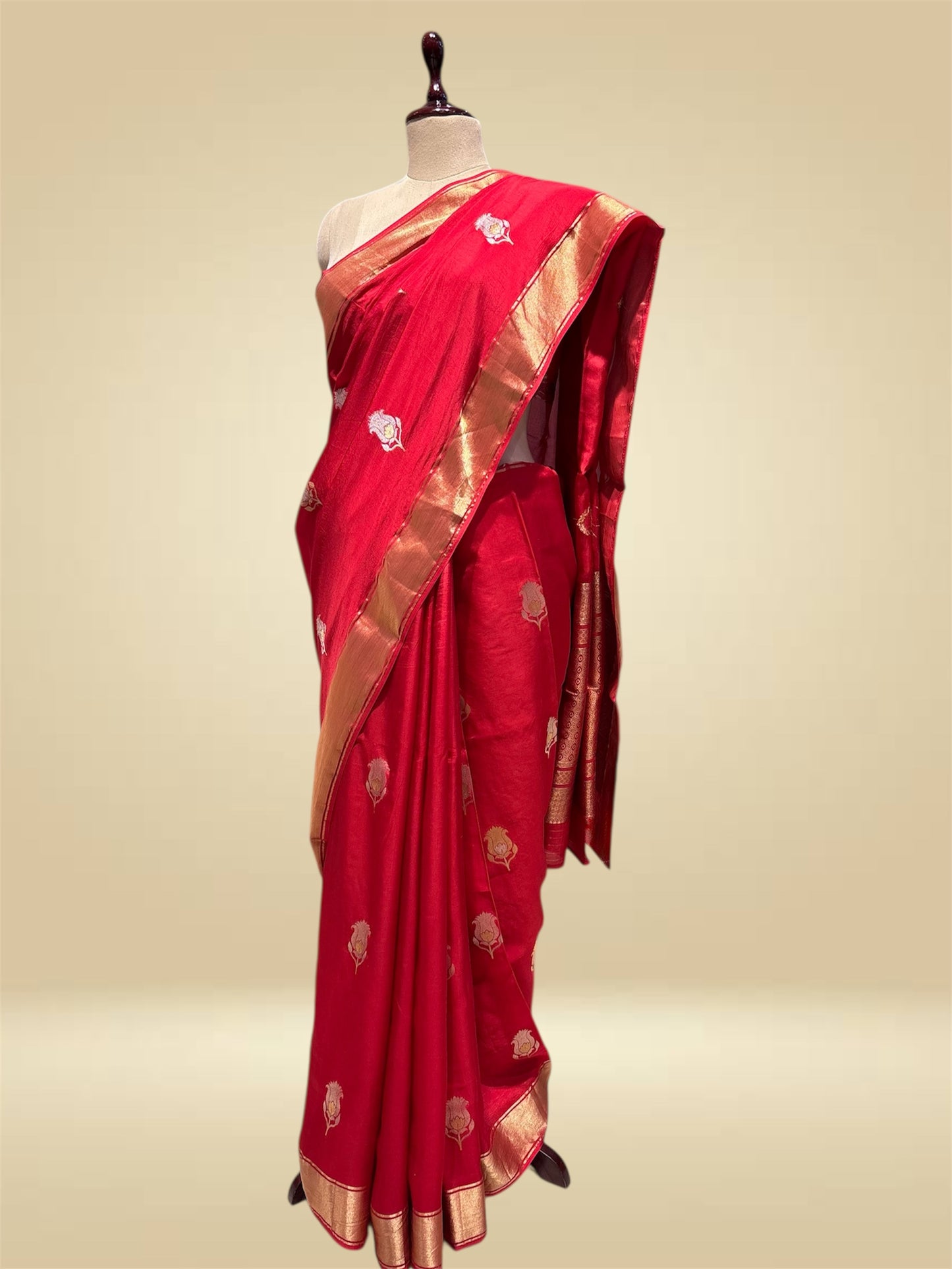 RED COLOUR PLANT-BASED SILK SAREE WITH ZARI WORK
