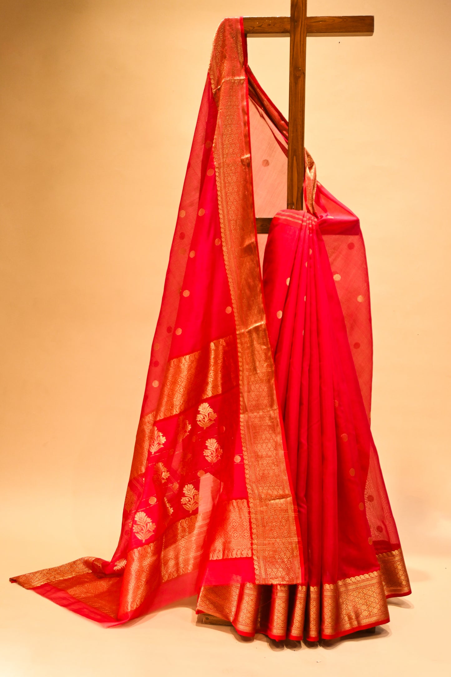 RED CHANDERI HANDWOVEN SILK SAREE