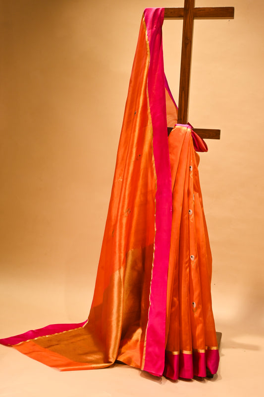 ORANGE CHANDERI HANDWOVEN SILK SAREE WITH CONTRAST PINK BORDER AND ZARI PALLA