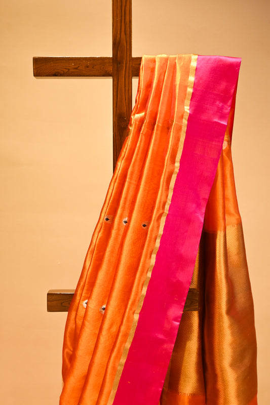ORANGE CHANDERI HANDWOVEN SILK SAREE WITH CONTRAST PINK BORDER AND ZARI PALLA
