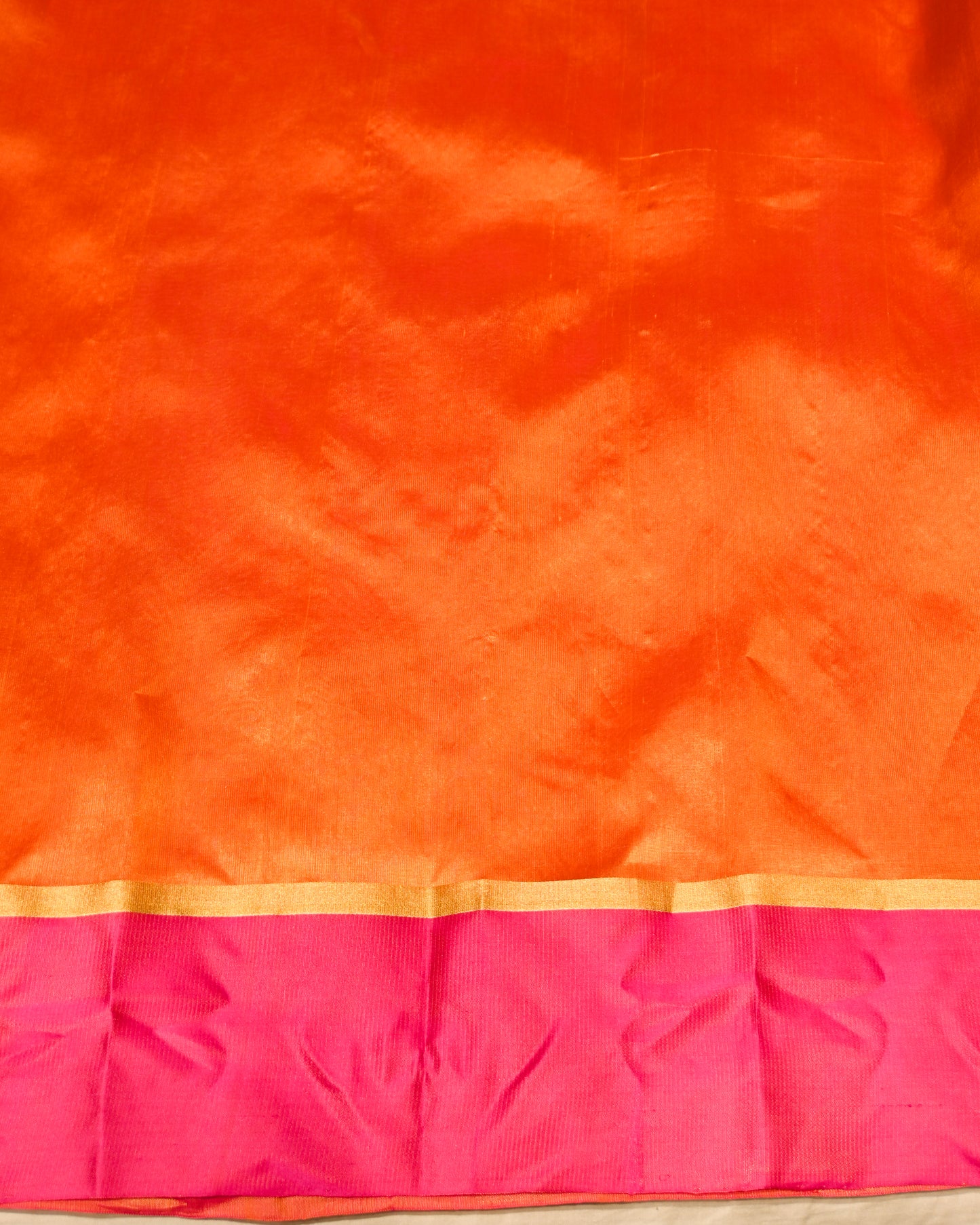 ORANGE CHANDERI HANDWOVEN SILK SAREE WITH CONTRAST PINK BORDER AND ZARI PALLA
