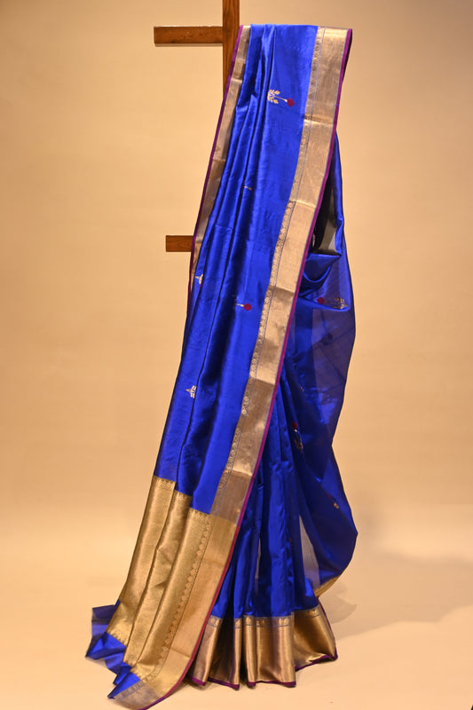 ROYAL BLUE CHANDERI HANDWOVEN SILK SAREE WITH ZARI BORDER AND PALLA