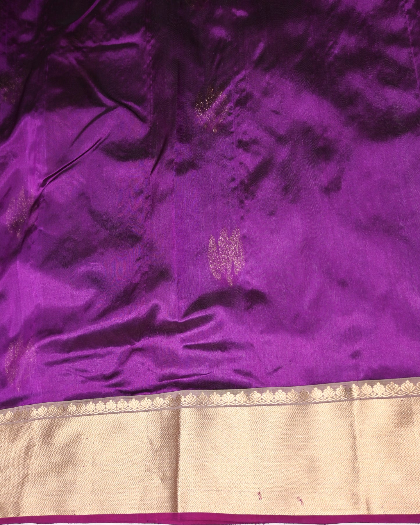 PURPLE CHANDERI HANDWOVEN SILK SAREE WITH ZARI PALLA AND BORDER