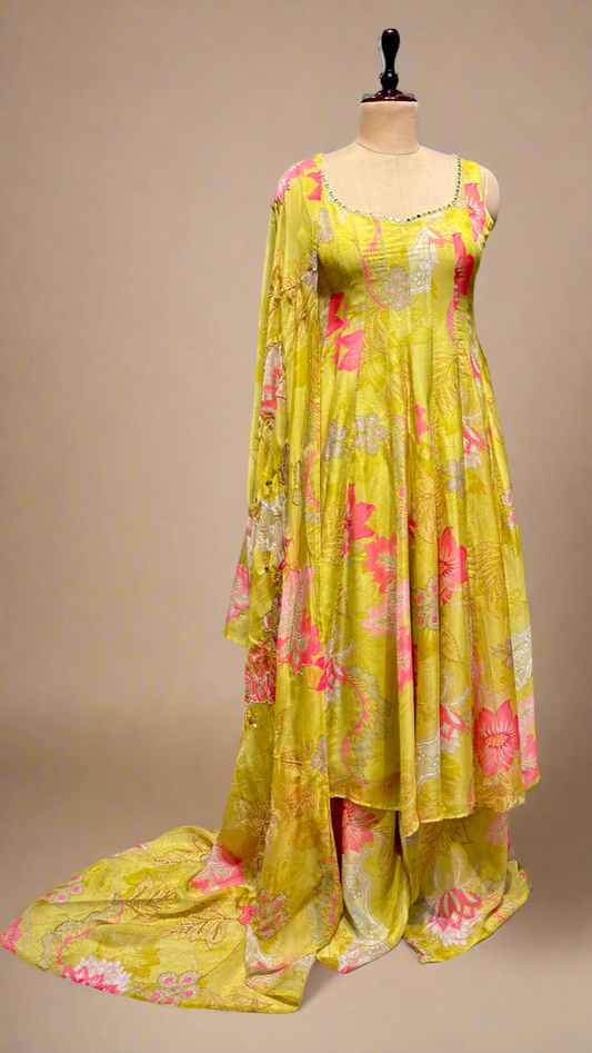 PISTA GREEN FLORAL ORGANZA SUIT