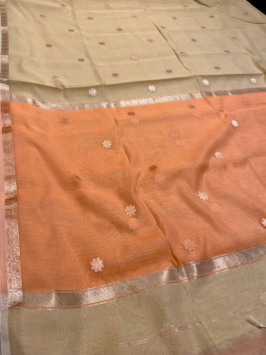 BEIGE COLOUR ART MAHESHWARI SAREE WITH CONTRAST BLOUSE, PALLA & ZARI BUTTI - Kothari Sons