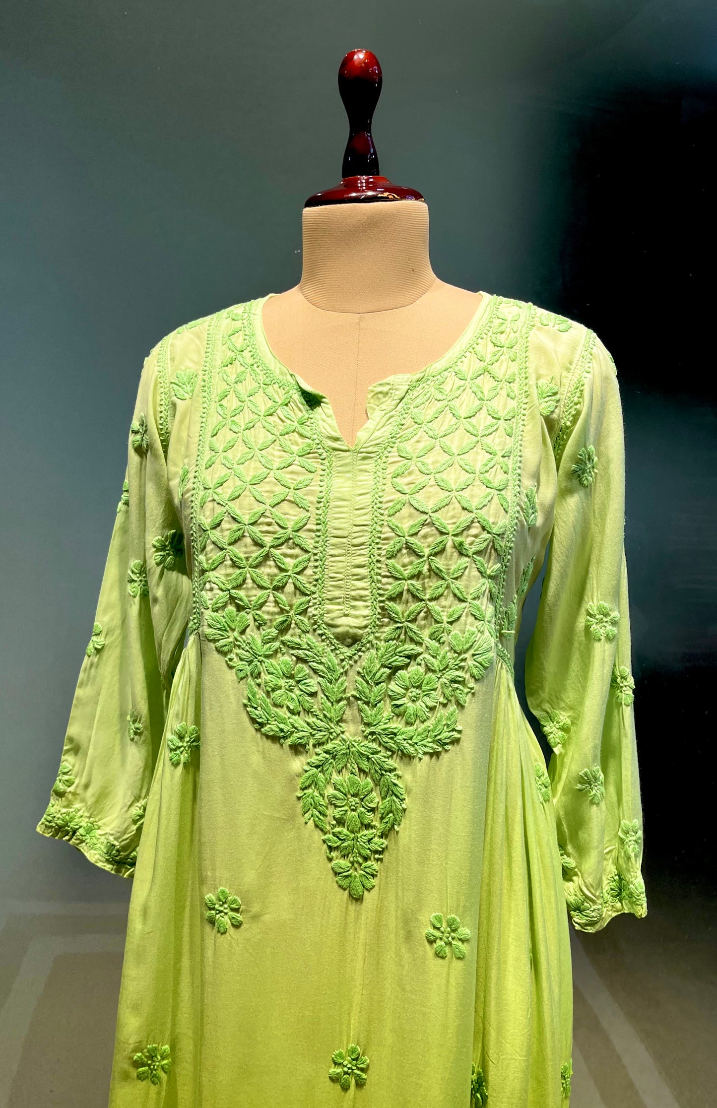 GREEN SHADED MUSLIN CHIKANKARI KURTA