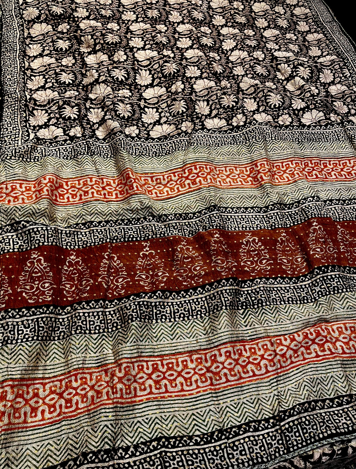 BLACK COLOUR MUNGA COTTON AJRAKH PRINTED SAREE WITH CONTRAST BLOUSE - Kothari Sons