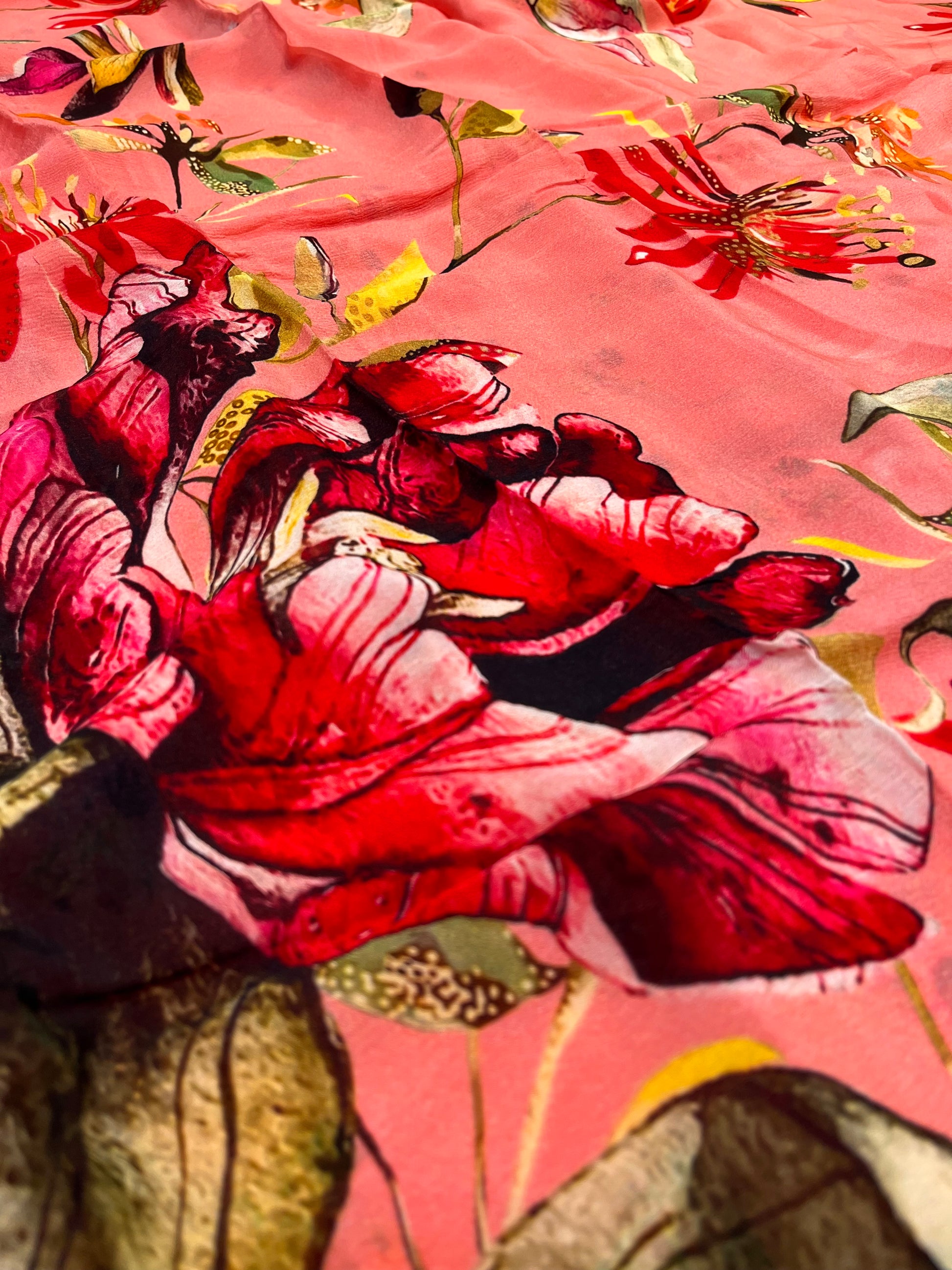 PEACH COLOUR FLORAL PRINTED CHINON SAREE WITH PRINTED BLOUSE - Kothari Sons