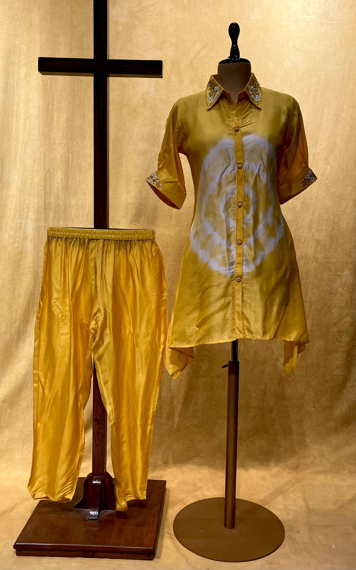 YELLOW COLOR MUSLIN SILK CO-ORD SET EMBELLISHED WITH PEARL WORK