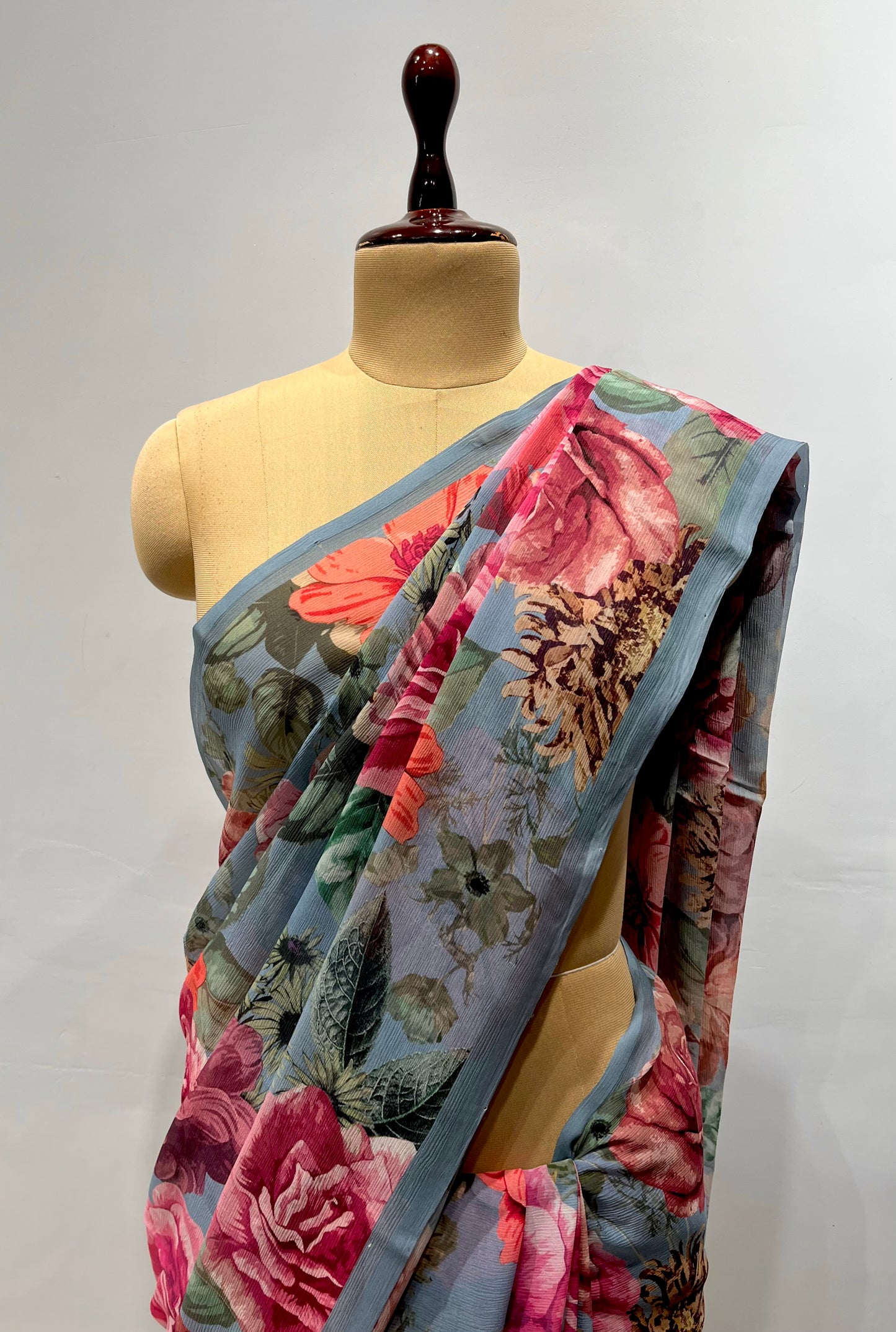 GREY COLOUR PURE CHIFFON FLORAL PRINTED SAREE