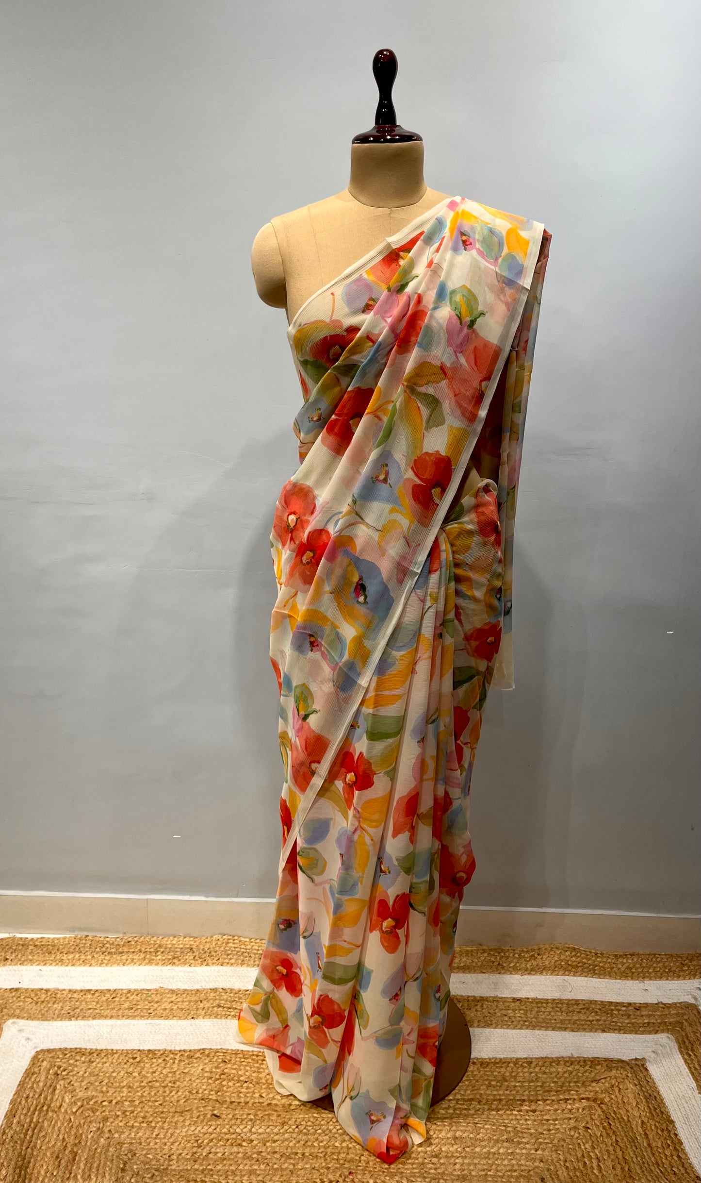 WHITE COLOUR PURE CHIFFON FLORAL PRINTED SAREE