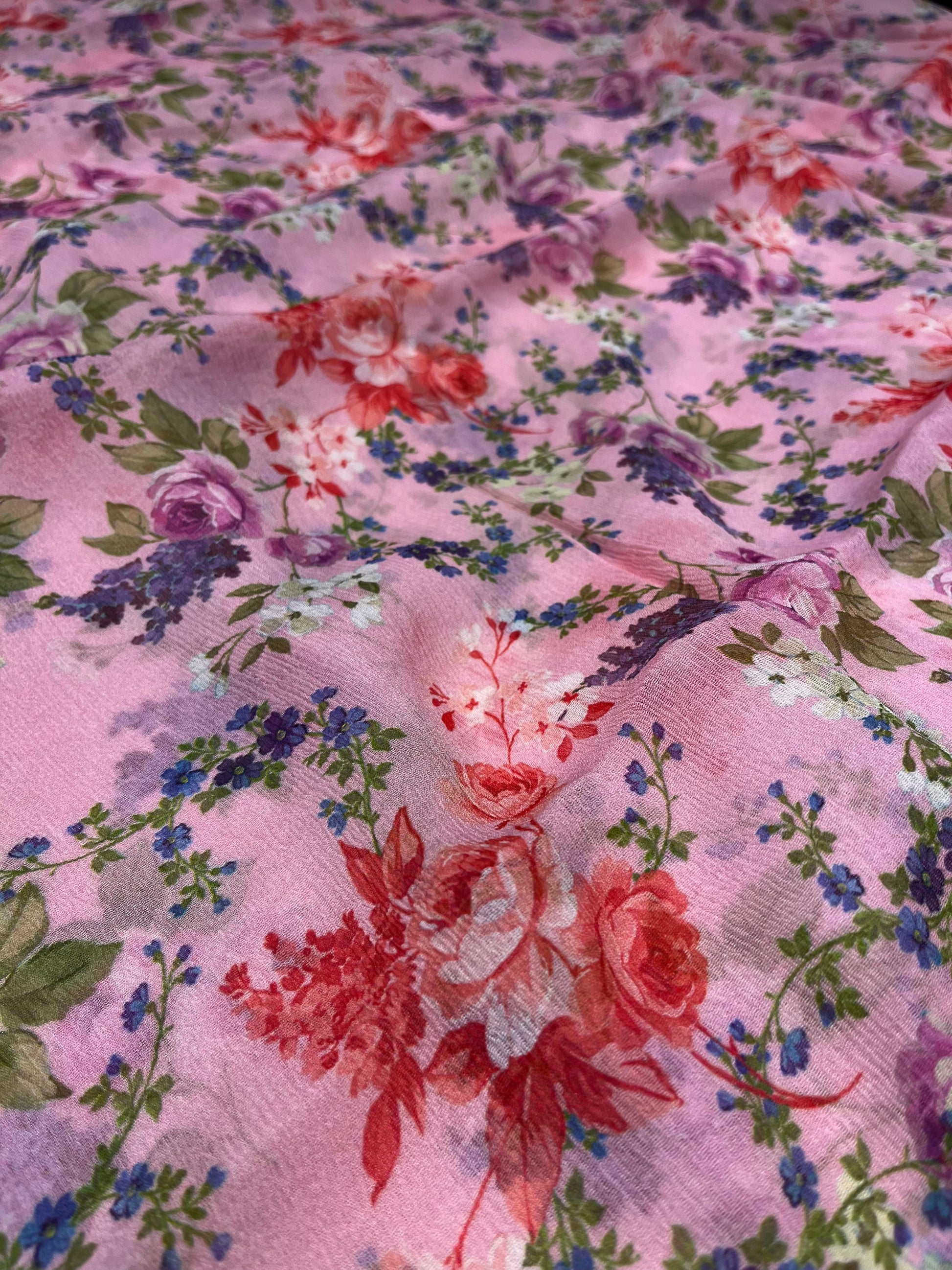 PINK COLOUR PURE PLATINUM CHIFFON FLORAL PRINTED SAREE WITH CREPE SILK BLOUSE - Kothari Sons