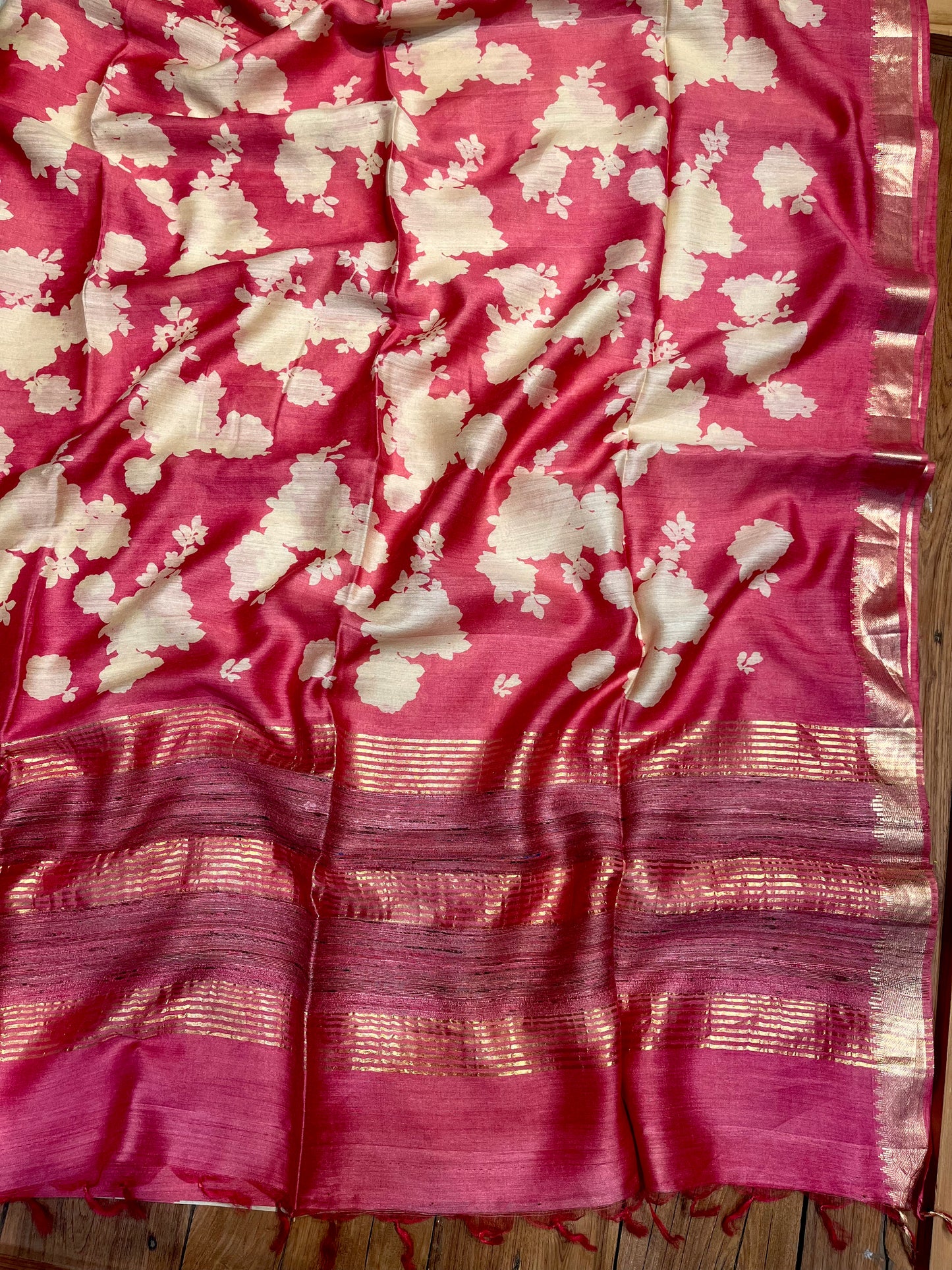 PINK COLOUR PRINTED MUNGA PURE SILK SAREE WITH ZARI BORDER
