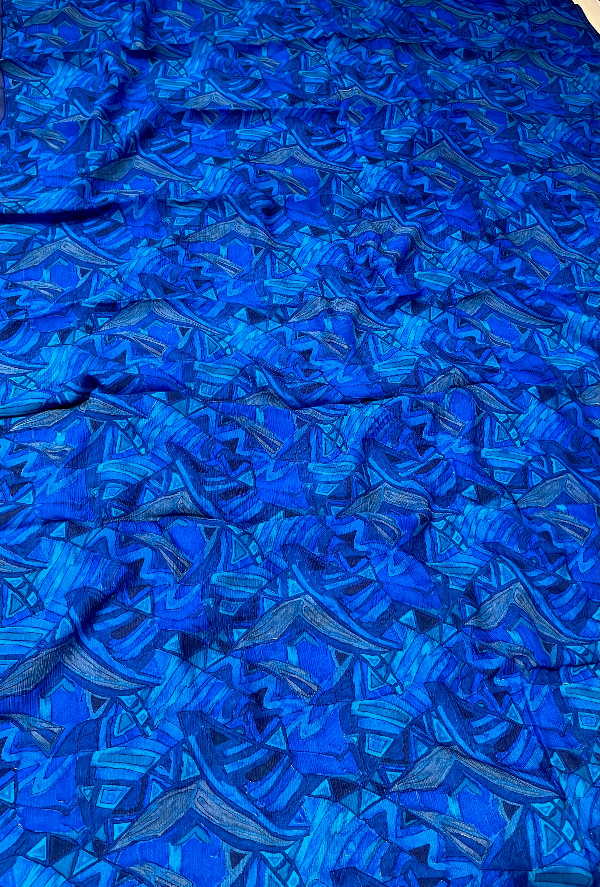 BLUE COLOUR PURE PLATINUM CHIFFON PRINTED SAREE WITH CREPE SILK BLOUSE - Kothari Sons