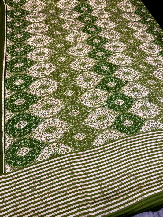 GREEN COLOUR PRINTED SYNTHETIC SAREE WITH UNSTITCHED BLOUSE FOR DRESS CODE