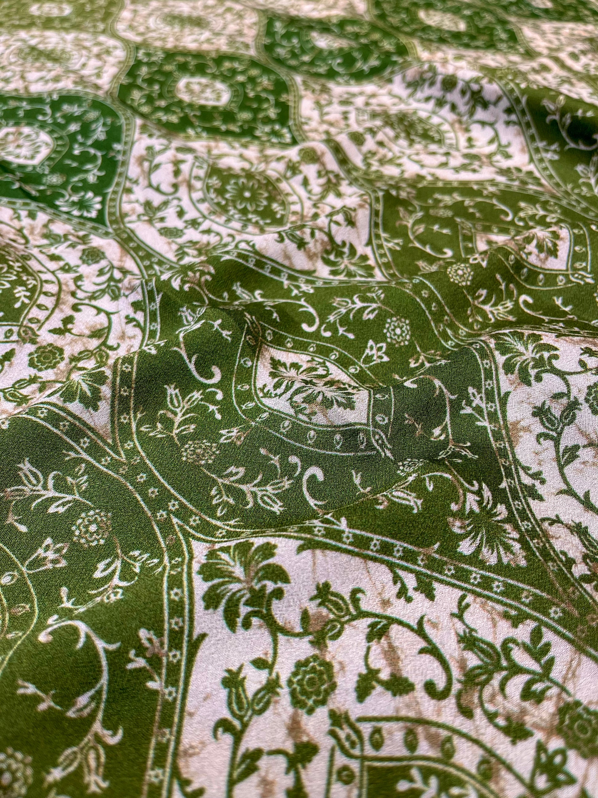 GREEN COLOUR PRINTED SYNTHETIC SAREE WITH UNSTITCHED BLOUSE FOR DRESS CODE - Kothari Sons