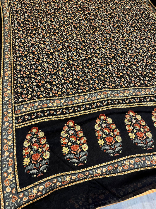 BLACK COLOUR PRINTED SYNTHETIC SAREE WITH UNSTITCHED BLOUSE FOR DRESS CODE