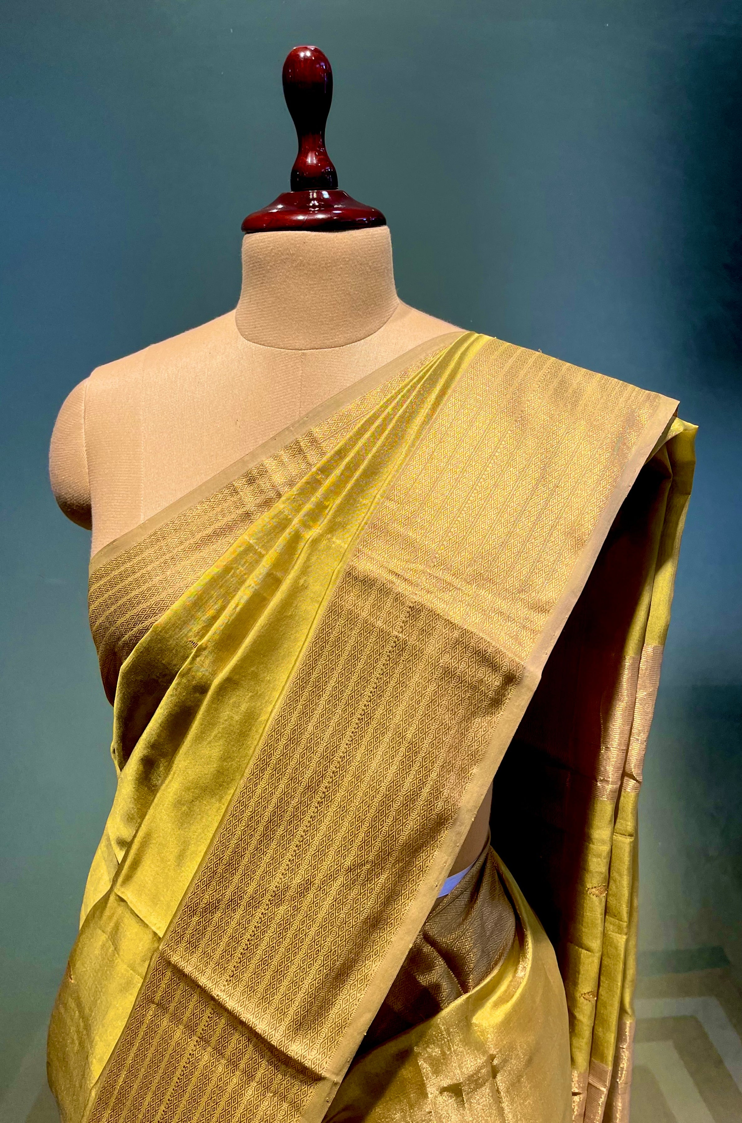 Exquisite Maheshwari Tissue Silk Cotton Saree With Full Brocade Body and  Red Border Kaanchy Sarees - Etsy