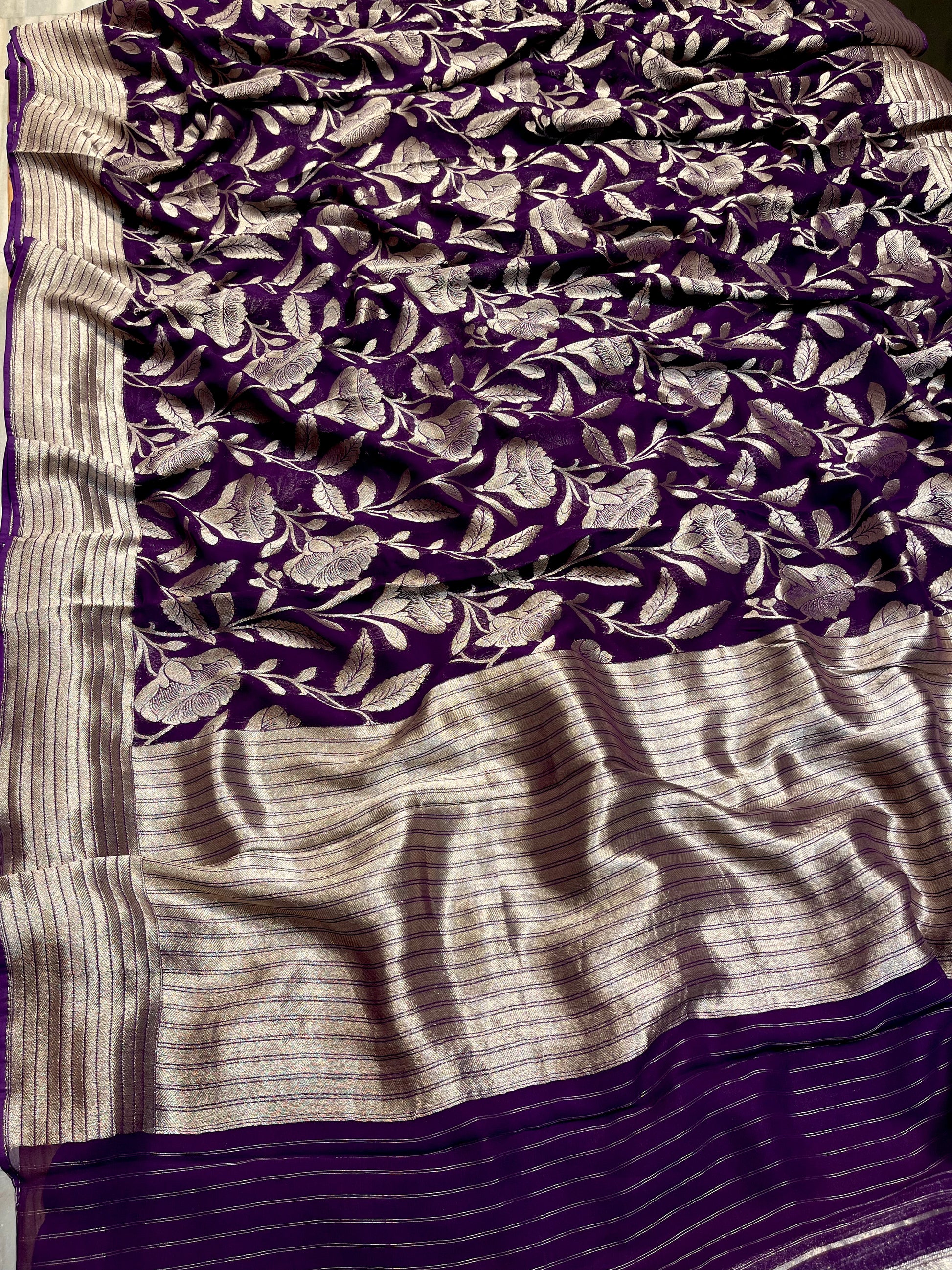 PURPLE COLOUR SILVER ZARI WEAVED GEORGETTE KHADDI SAREE WITH PLAIN BLOUSE AND BOREDR - Kothari Sons