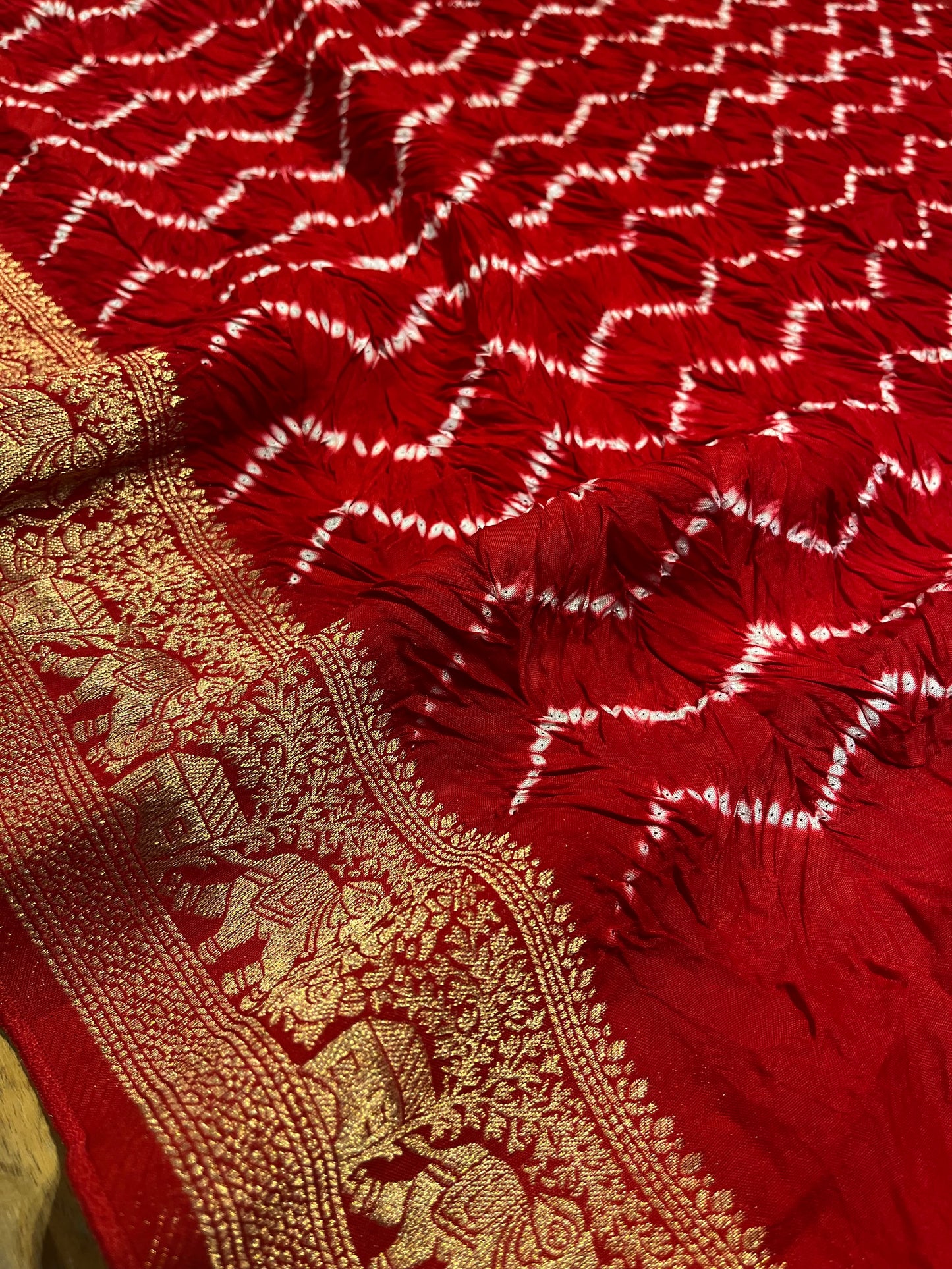 RED COLOUR ART DOLA SILK SAREE WITH ZARI BORDER & PALLA - Kothari Sons