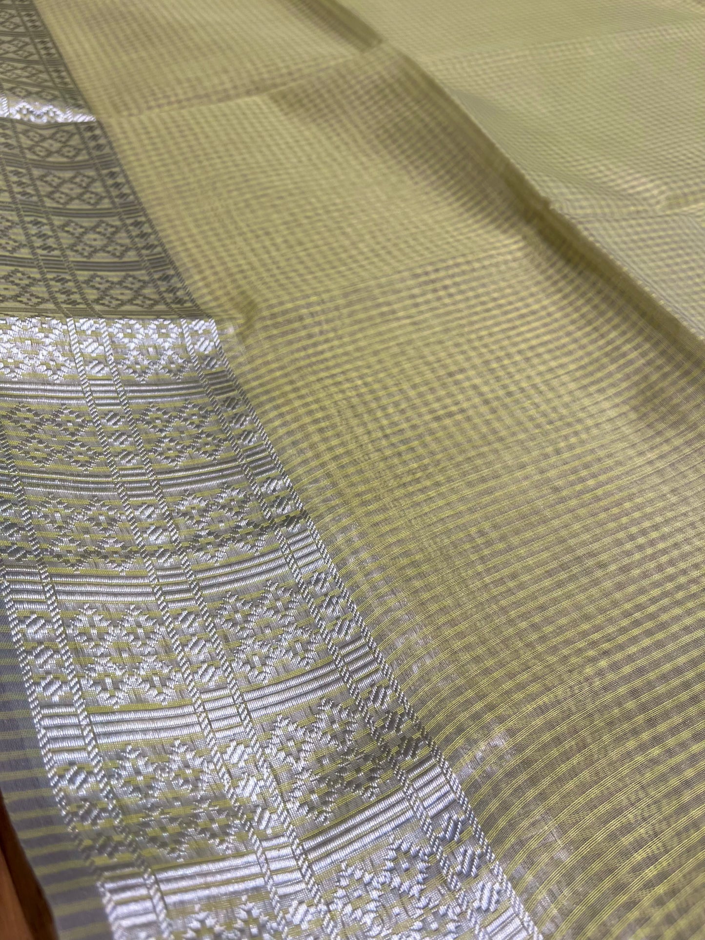 LEMON COLOUR CHECK MAHESHWARI SAREE WITH BORDER & UNSTITCHED BLOUSE ( UNIFORM SAREE )