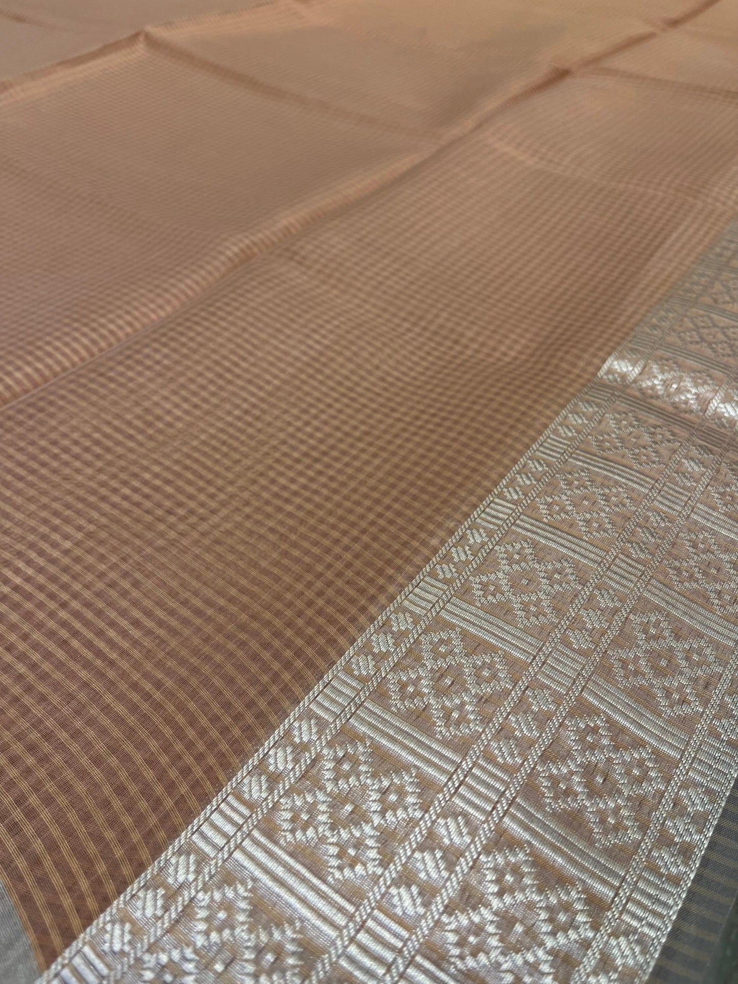 PEACH COLOUR CHECK MAHESHWARI SAREE WITH BORDER & UNSTITCHED BLOUSE