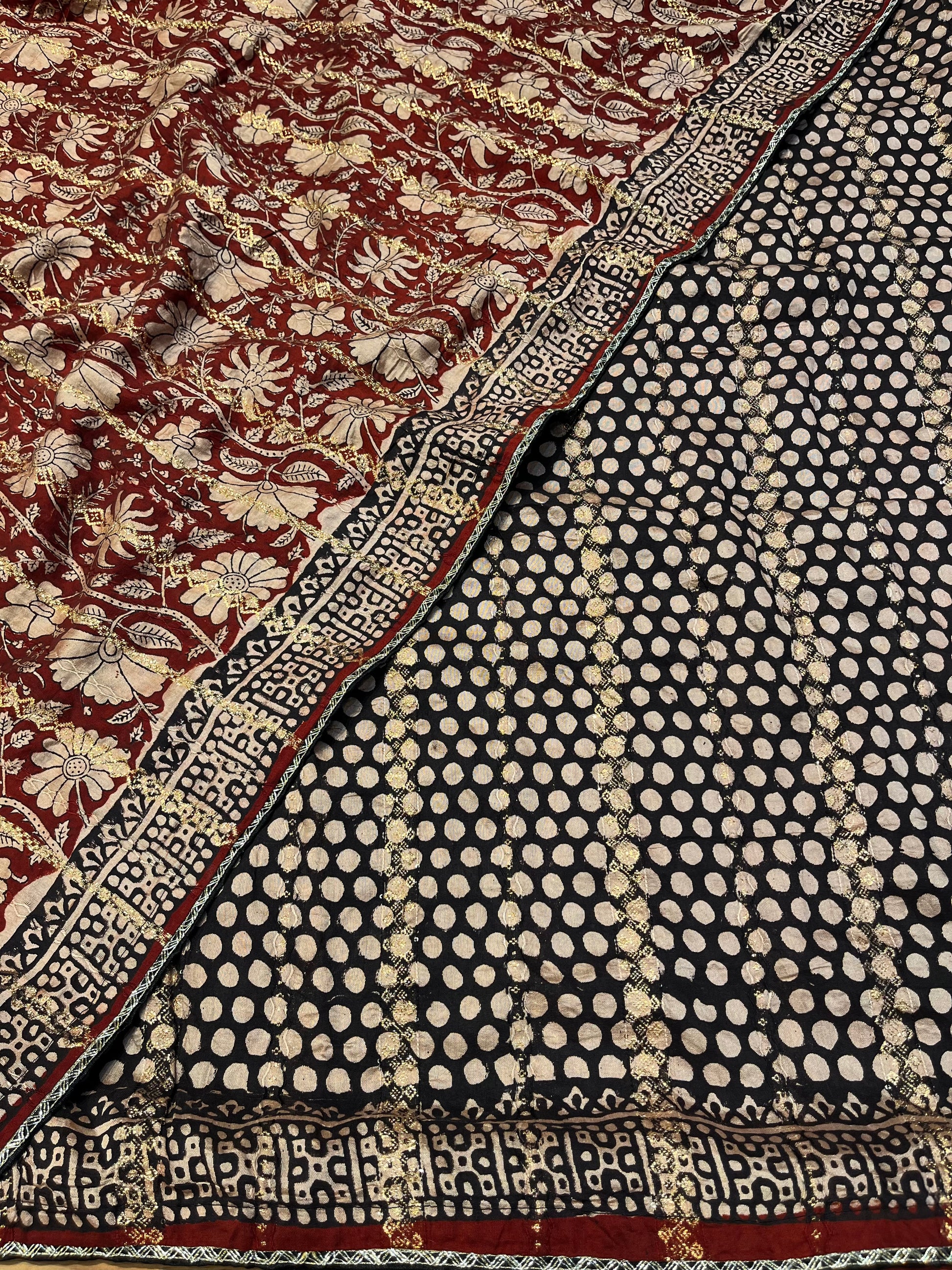 MAROON COLOUR MUNGA COTTON AJRAKH PRINTED SAREE WITH CONTRAST PRINTED BLOUSE - Kothari Sons