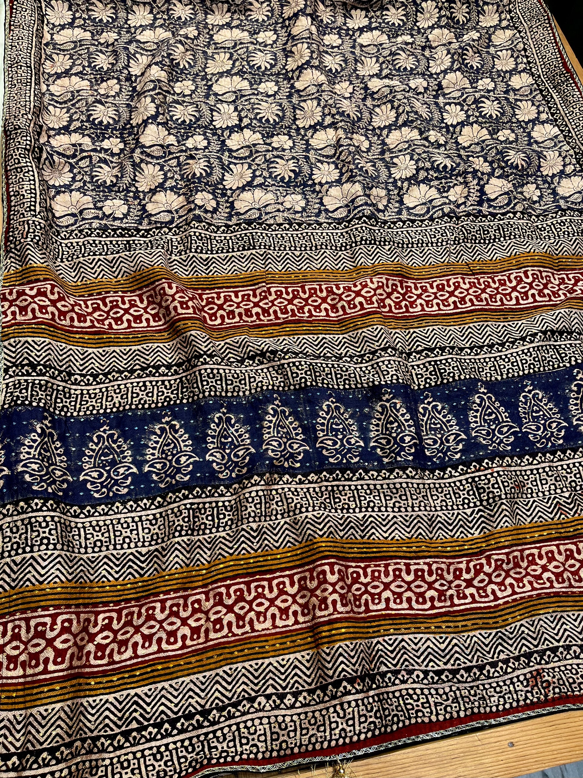 BLUE COLOUR MUNGA COTTON AJRAKH PRINTED SAREE WITH CONTRAST PRINT BLOUSE - Kothari Sons