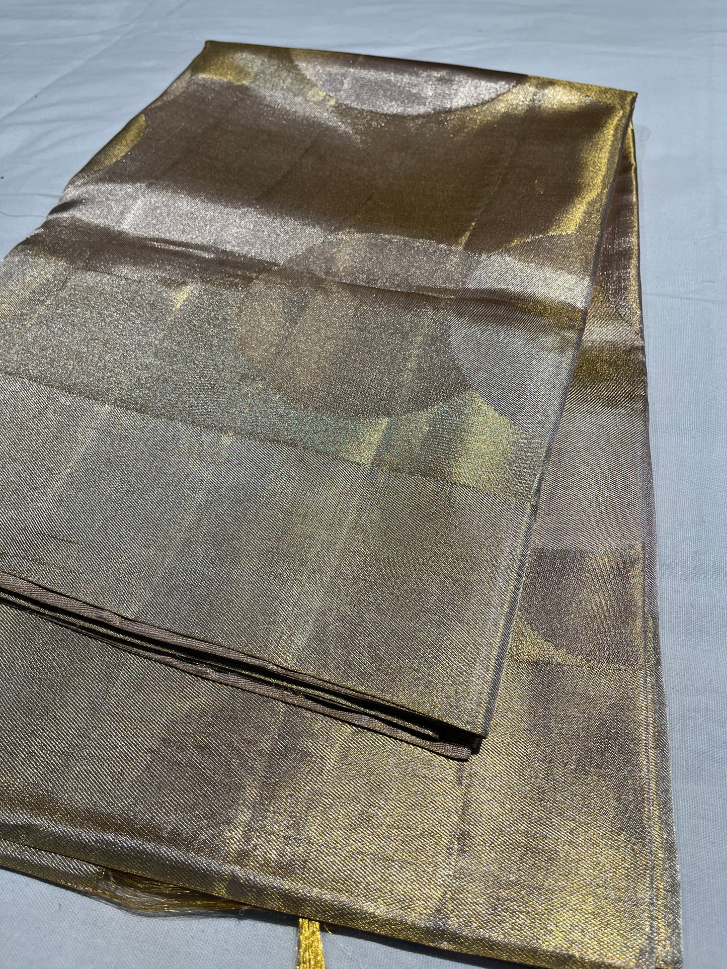 SHINE IN PURE KANJIVARAM GOLDEN SAREE, RADIATING LUXURIOUS ELEGANCE