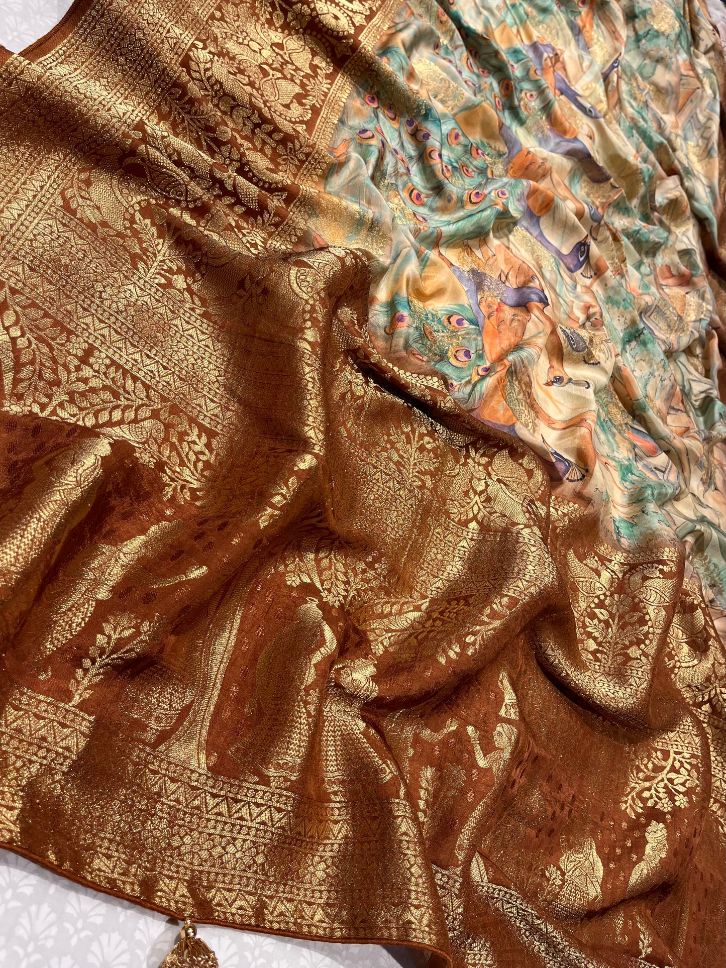 BEIGE COLOUR DOLA SILK PEACOCK PRINT SAREE WITH ZARI BORDER