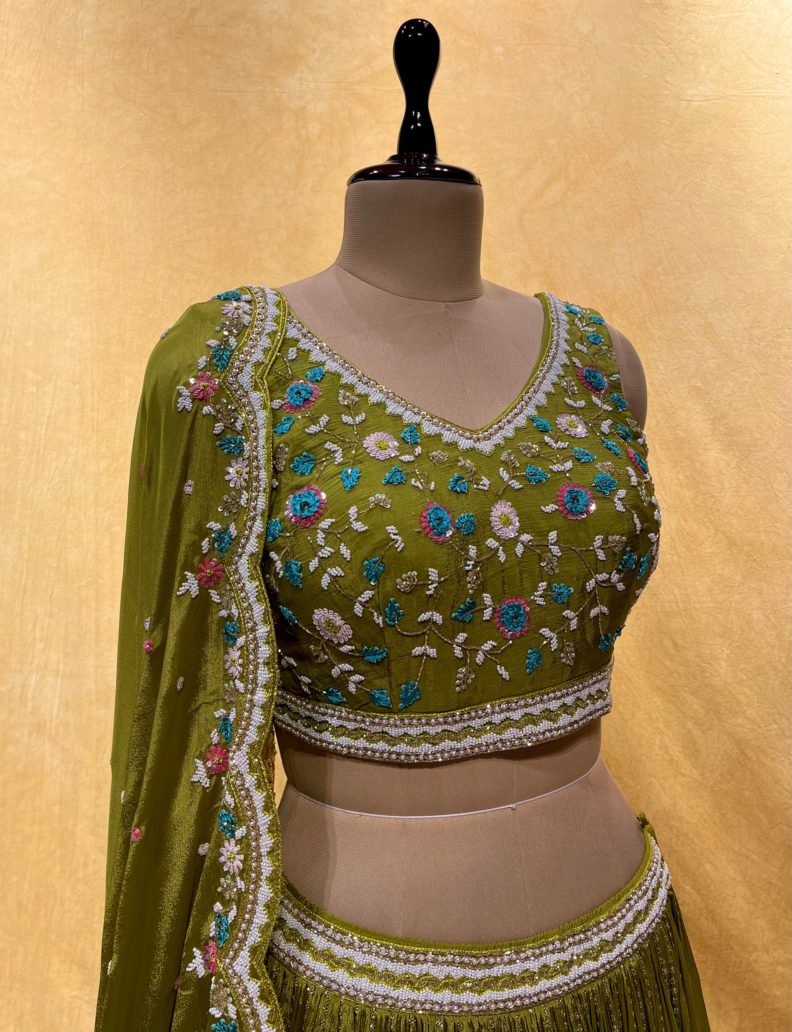 Mehendi Green Pure Silk Blouse With Maggam Work Available in Custom Colors  - Etsy