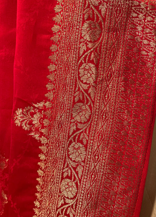 RED COLOUR SATIN SILK BANARASI SAREE EMBELLISHED WITH ZARI WEAVES