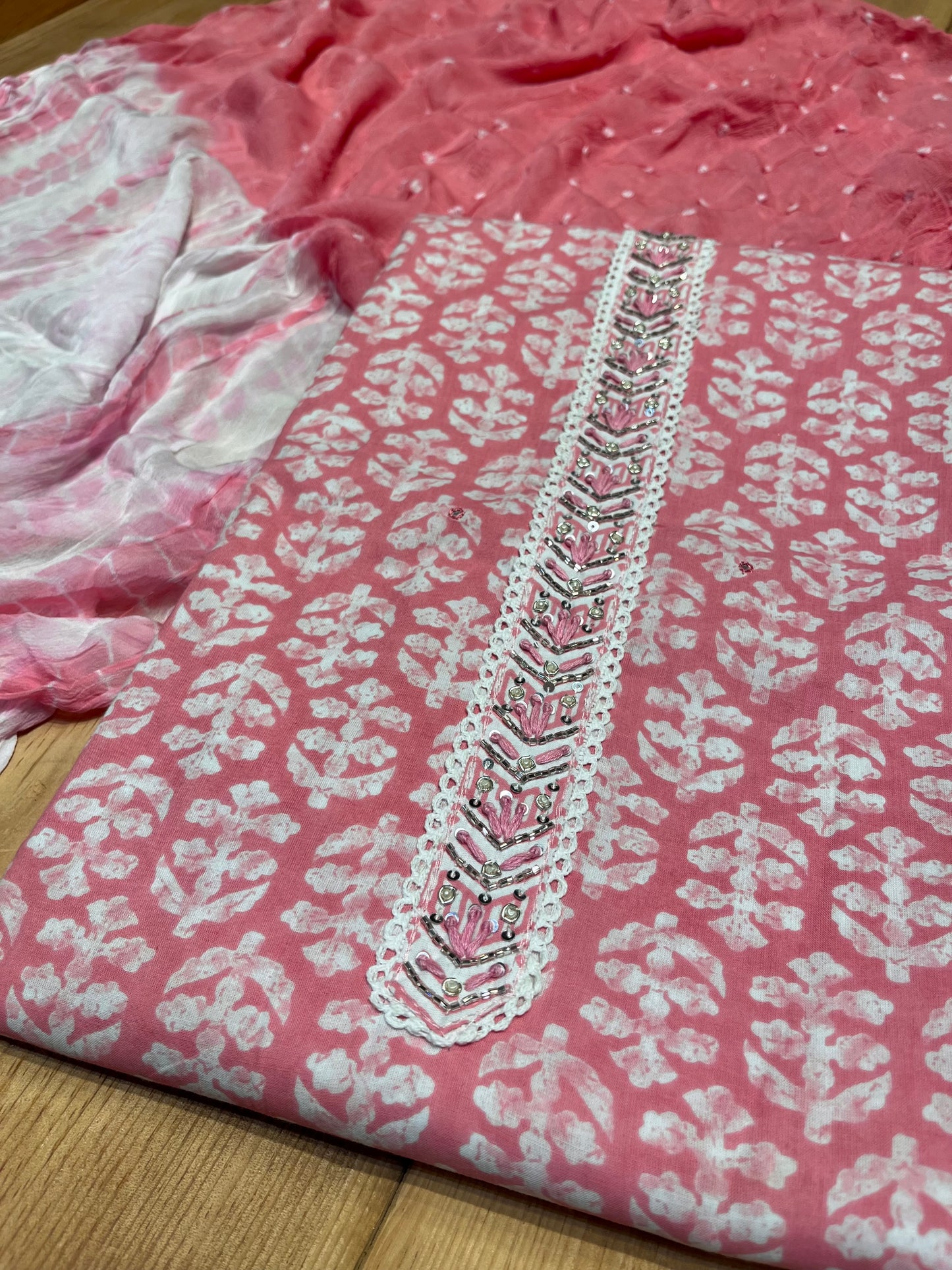 PEACH COLOUR COTTON UNSTITCHED SUIT WITH CHIFFON DUPATTA