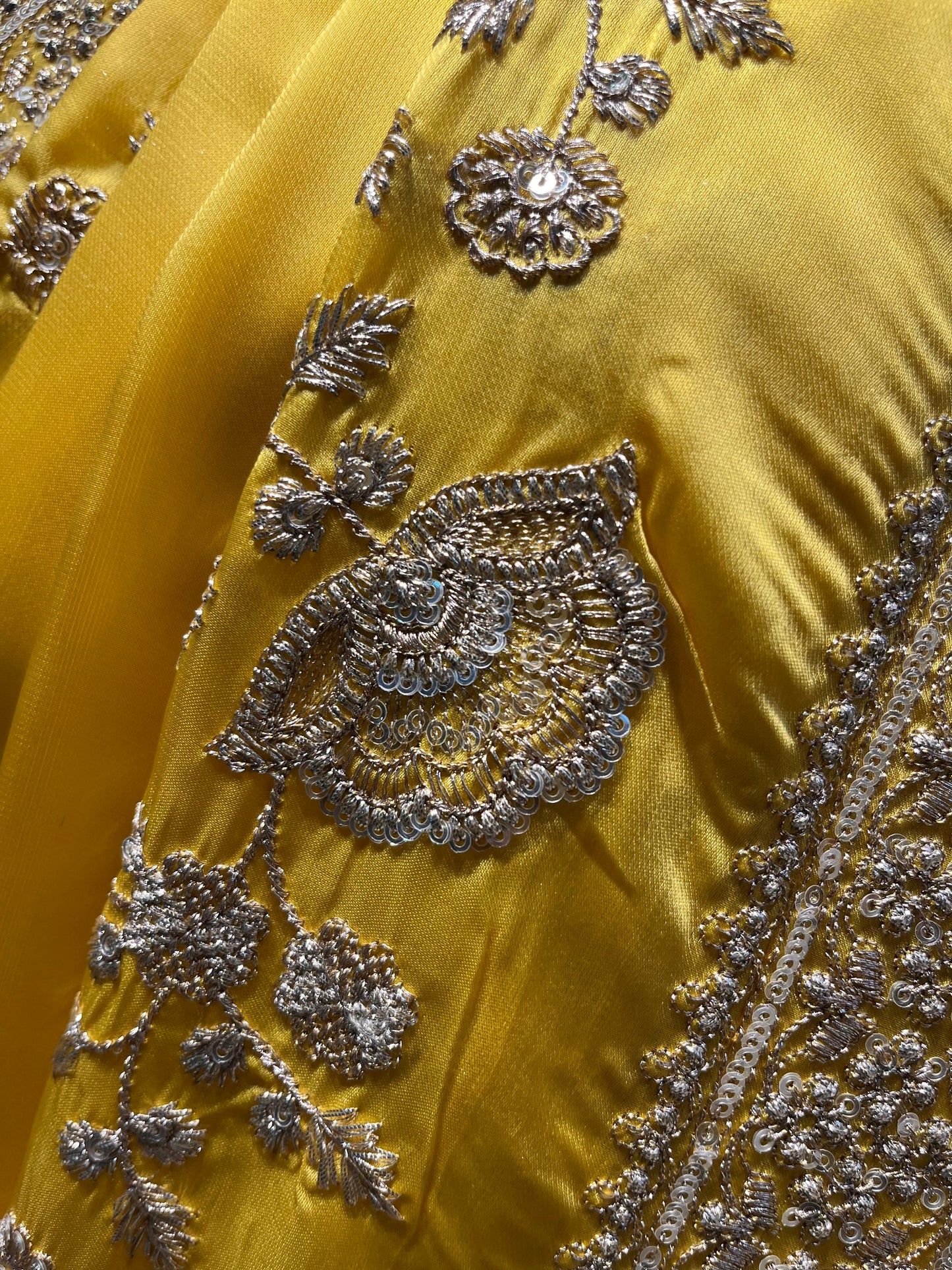 ( DELIVERY IN 25 DAYS ) YELLOW COLOUR ORGANZA EMBROIDERED SAREE EMBELLISHED WITH ZARI WORK