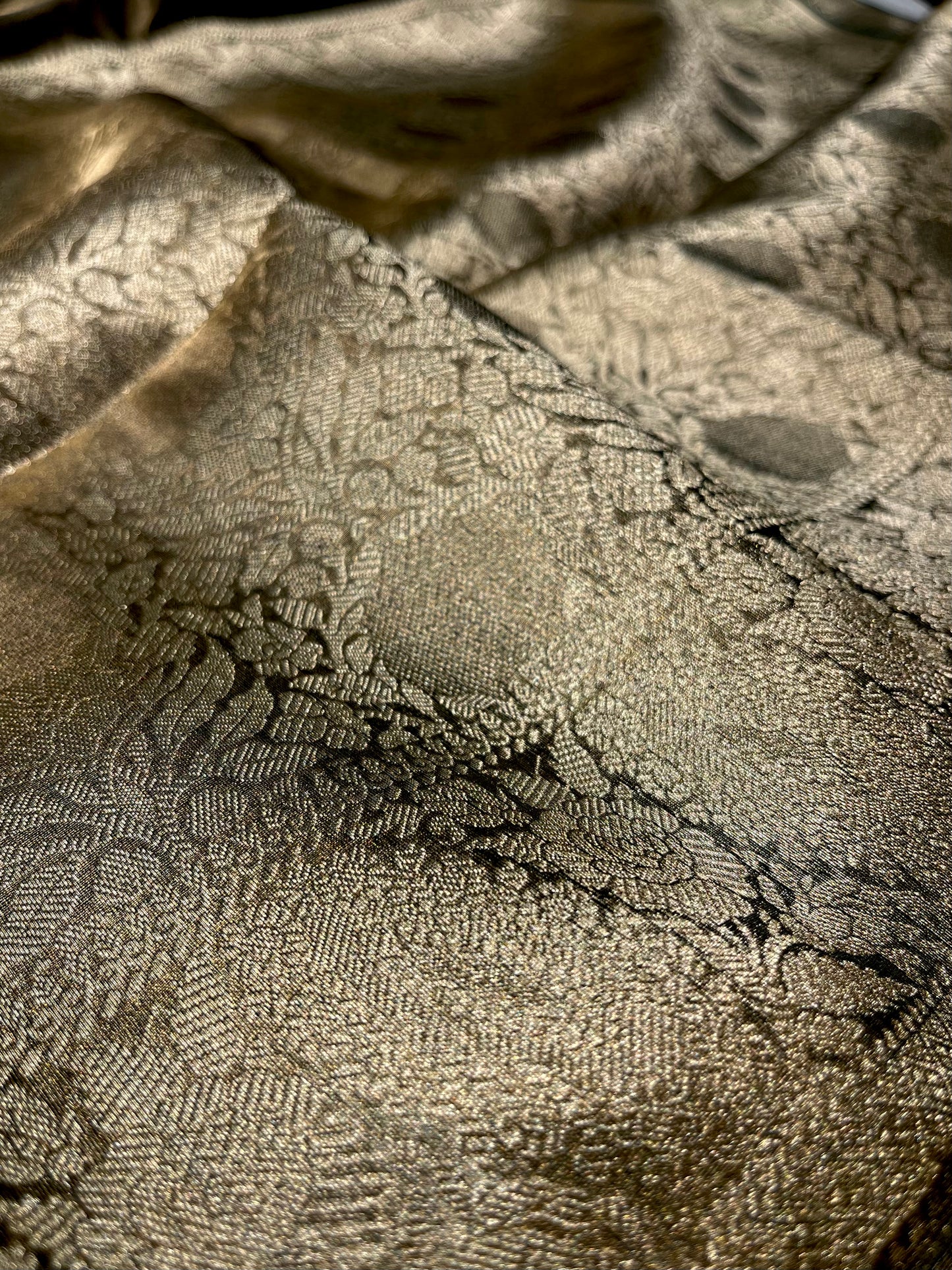 BASIL GREEN COLOUR PURE TISSUE SILK SAREE WITH RICH BROCADE BLOUSE - Kothari Sons