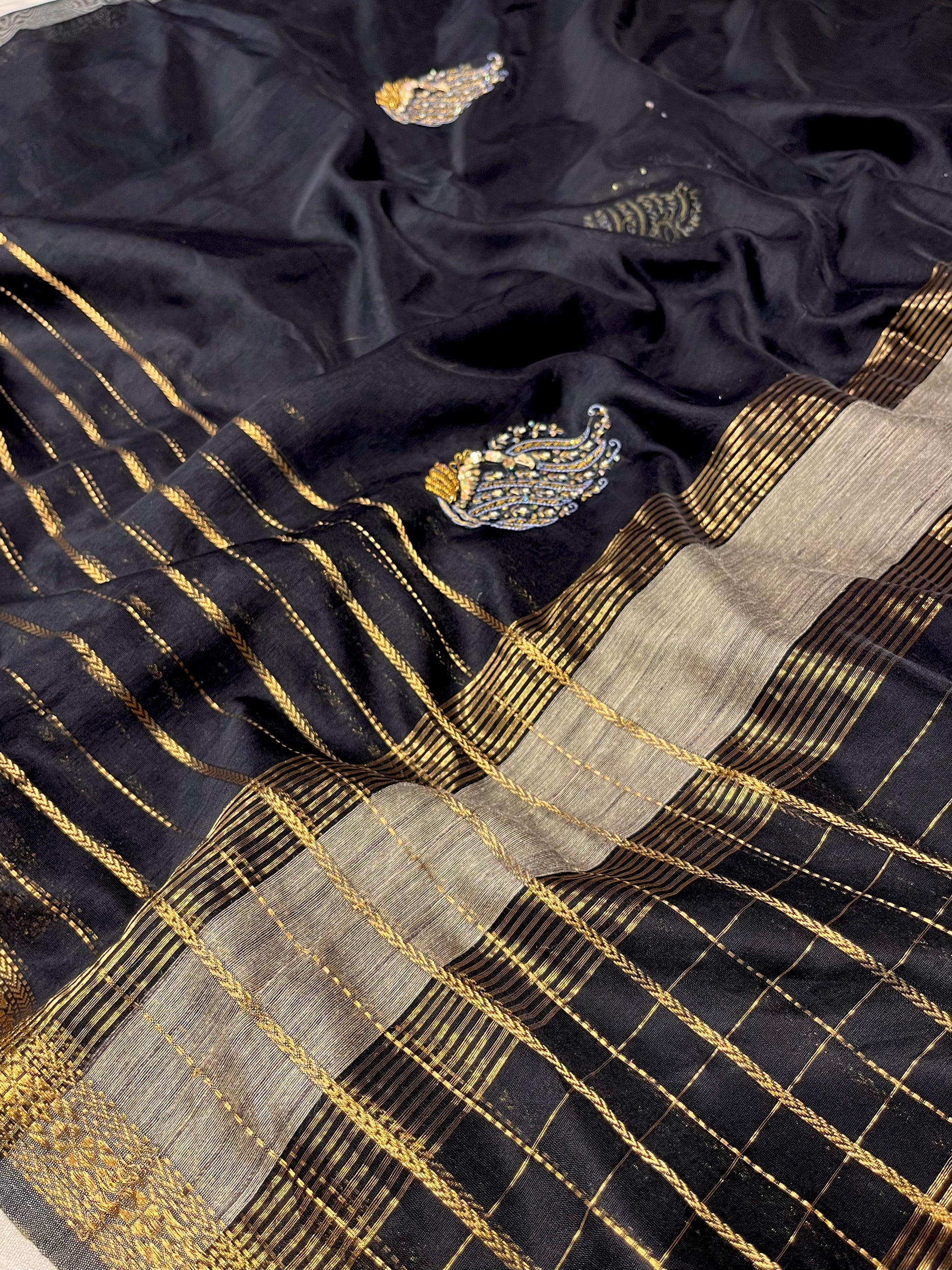 BLACK COLOUR MAHESHWARI HAND EMBROIDERED SAREE EMBELLISHED WITH ZARDOZI WORK & ZARI BORDER - Kothari Sons