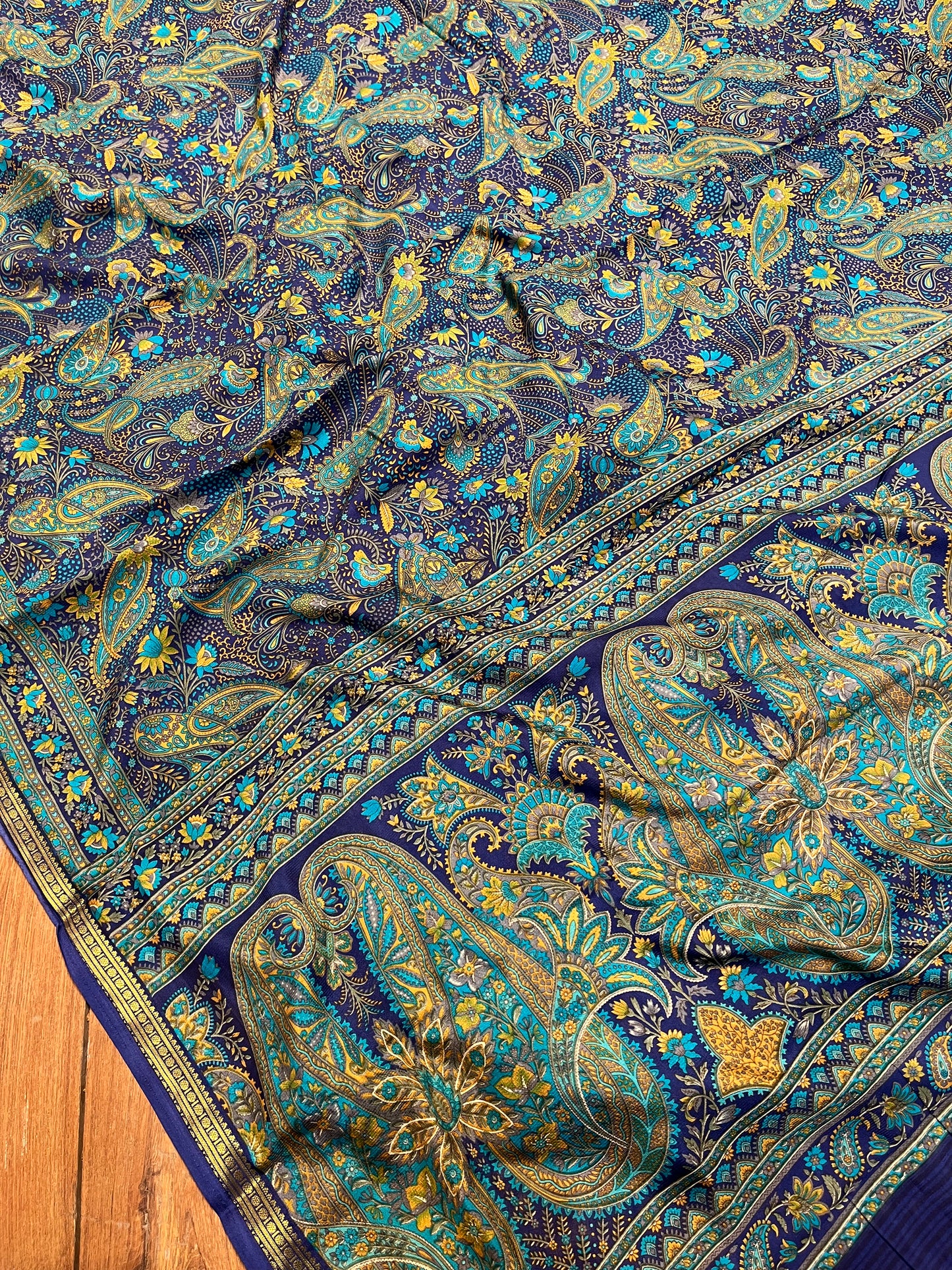 NAVY BLUE ART CREPE SILK PRINTED SAREE WITH ZARI BORDER (DELIVERY TIME 15 DAYS)