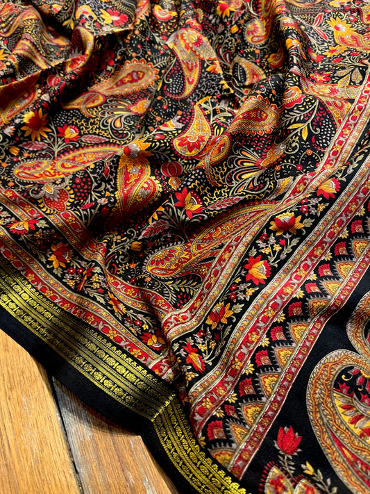 BLACK ART CREPE SILK PRINTED SAREE WITH ZARI BORDER (DELIVERY TIME 15 DAYS)