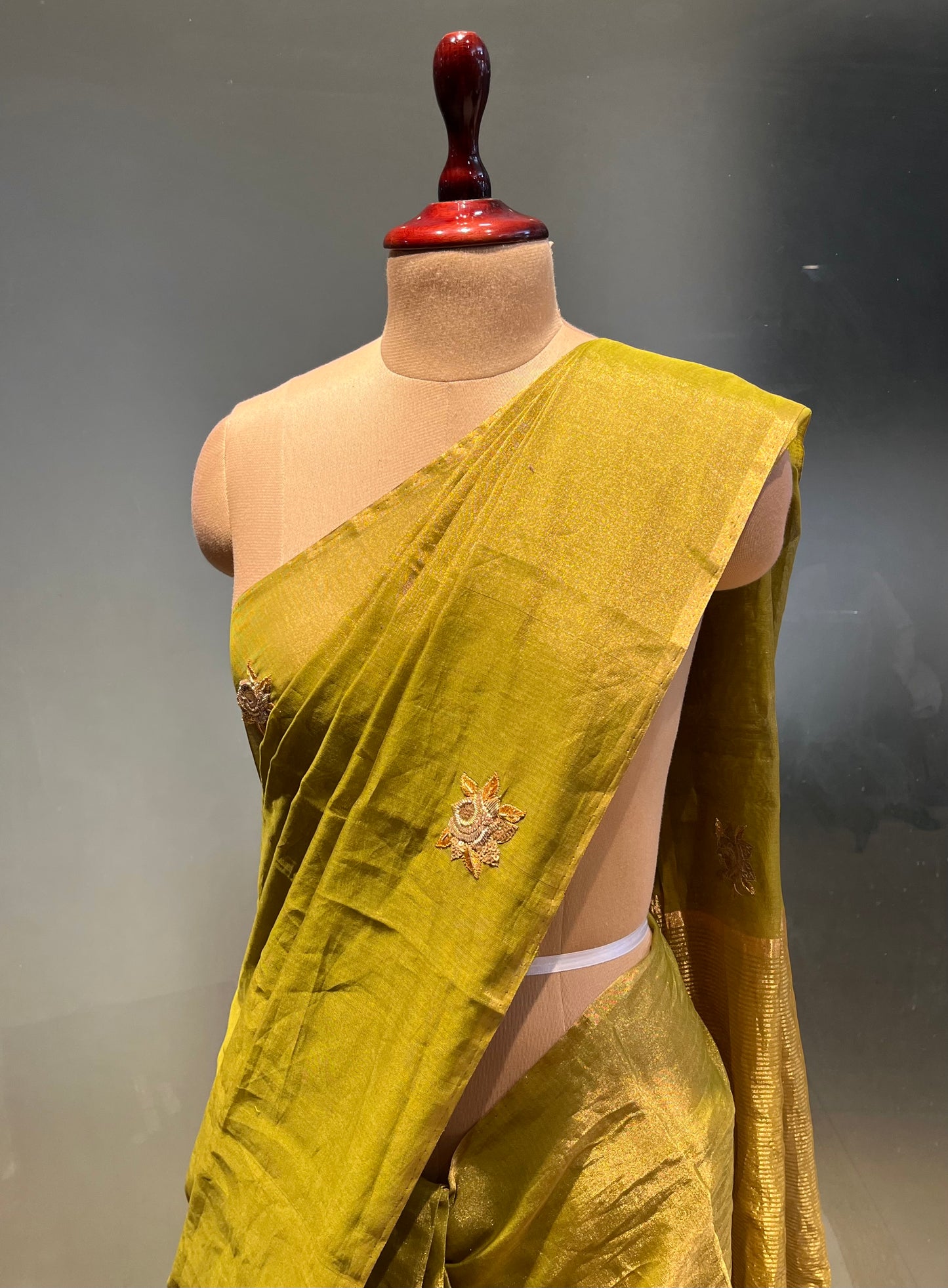 GREEN COLOUR CHANDERI TISSUE HAND EMBROIDERED SAREE EMBELLISHED WITH ZARDOZI & SEQUINS WORK